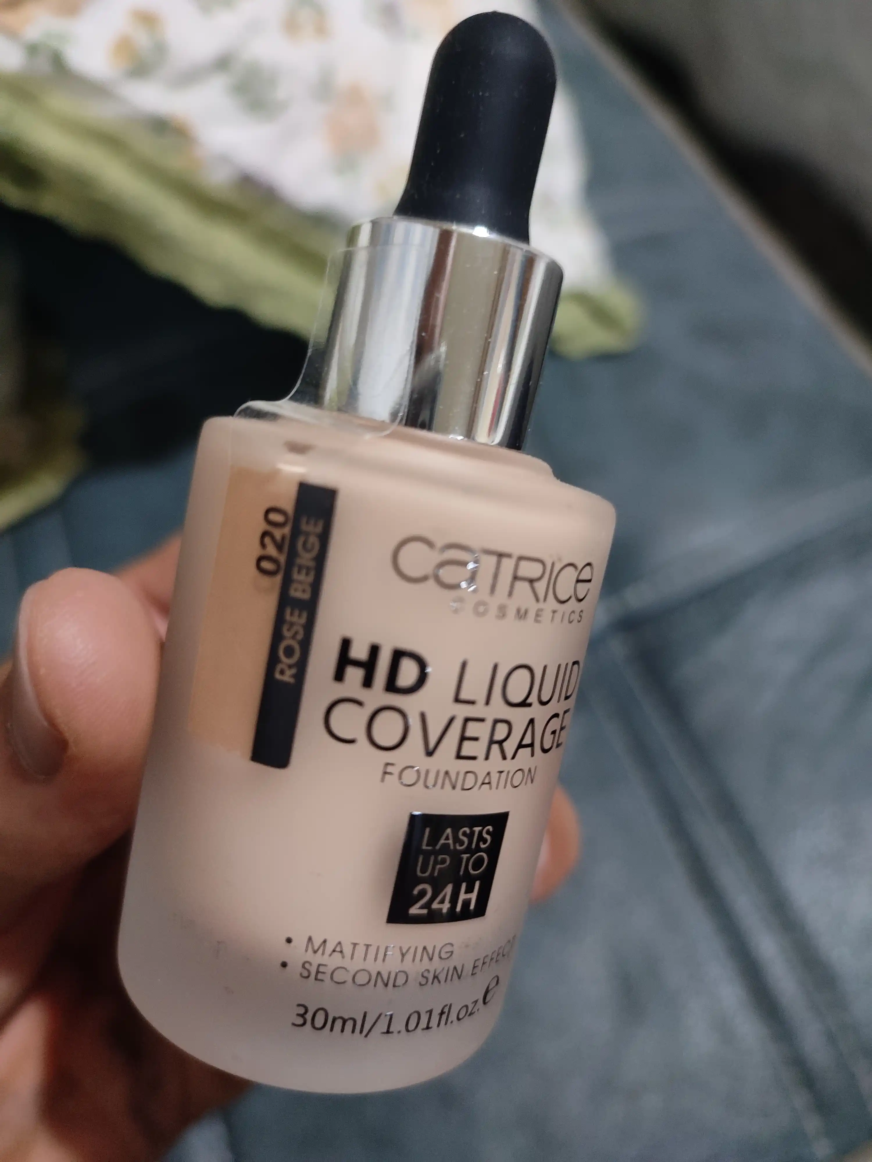 Тональный крем для лица Foundation Catrice HD, матирующий, 30 мл