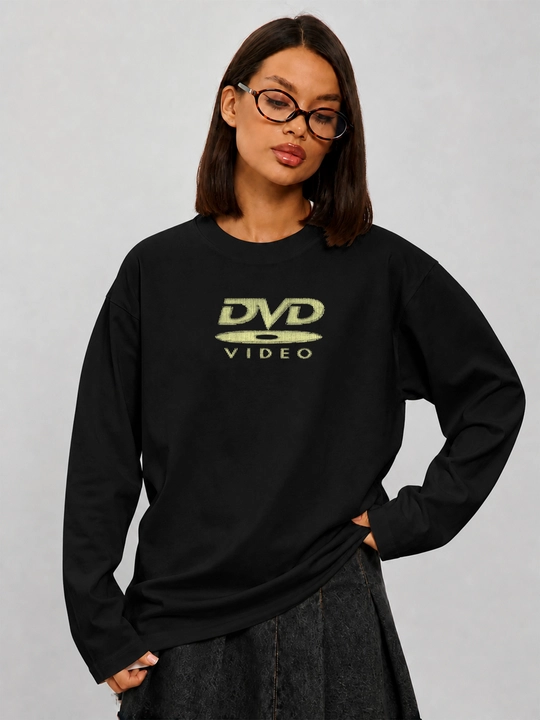 LMBYT qora oversayz longslivi, DVD Video retro printi bilan