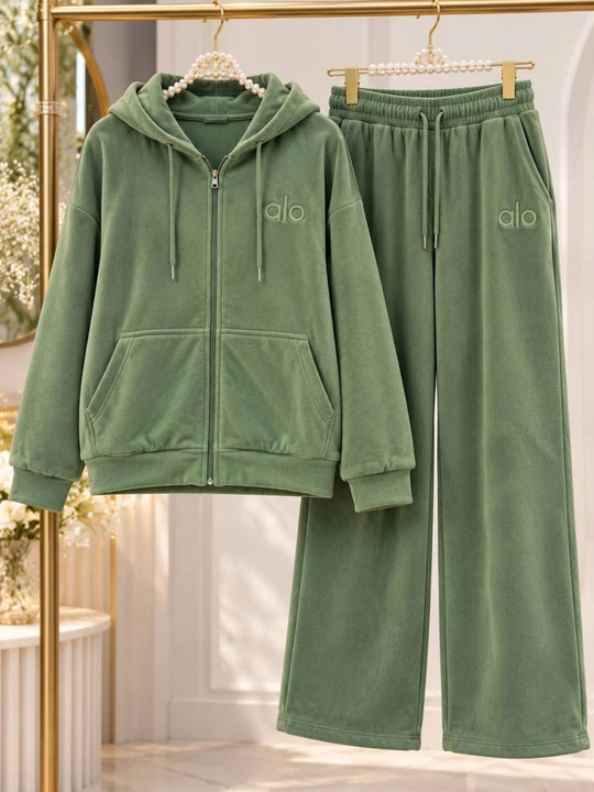 Ayollar uchun spartivka standart razmerli kofta va keng shim, kundalik dvoyka oversayz