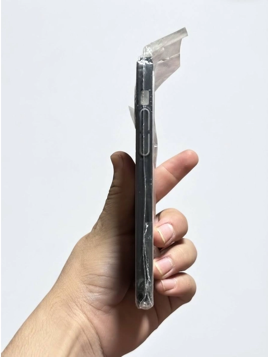 Магнитный защитный чехол MagSafe для iPhone 12 Pro