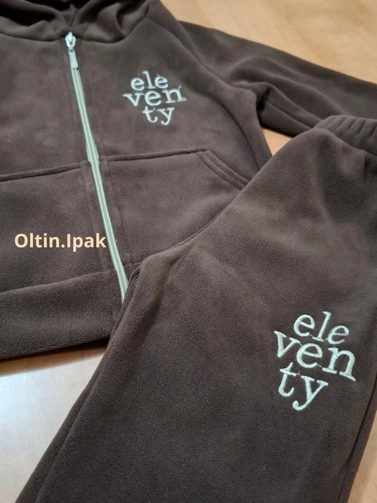 Qizlar va o‘g‘il bolalar uchun flis sport kostyumlari