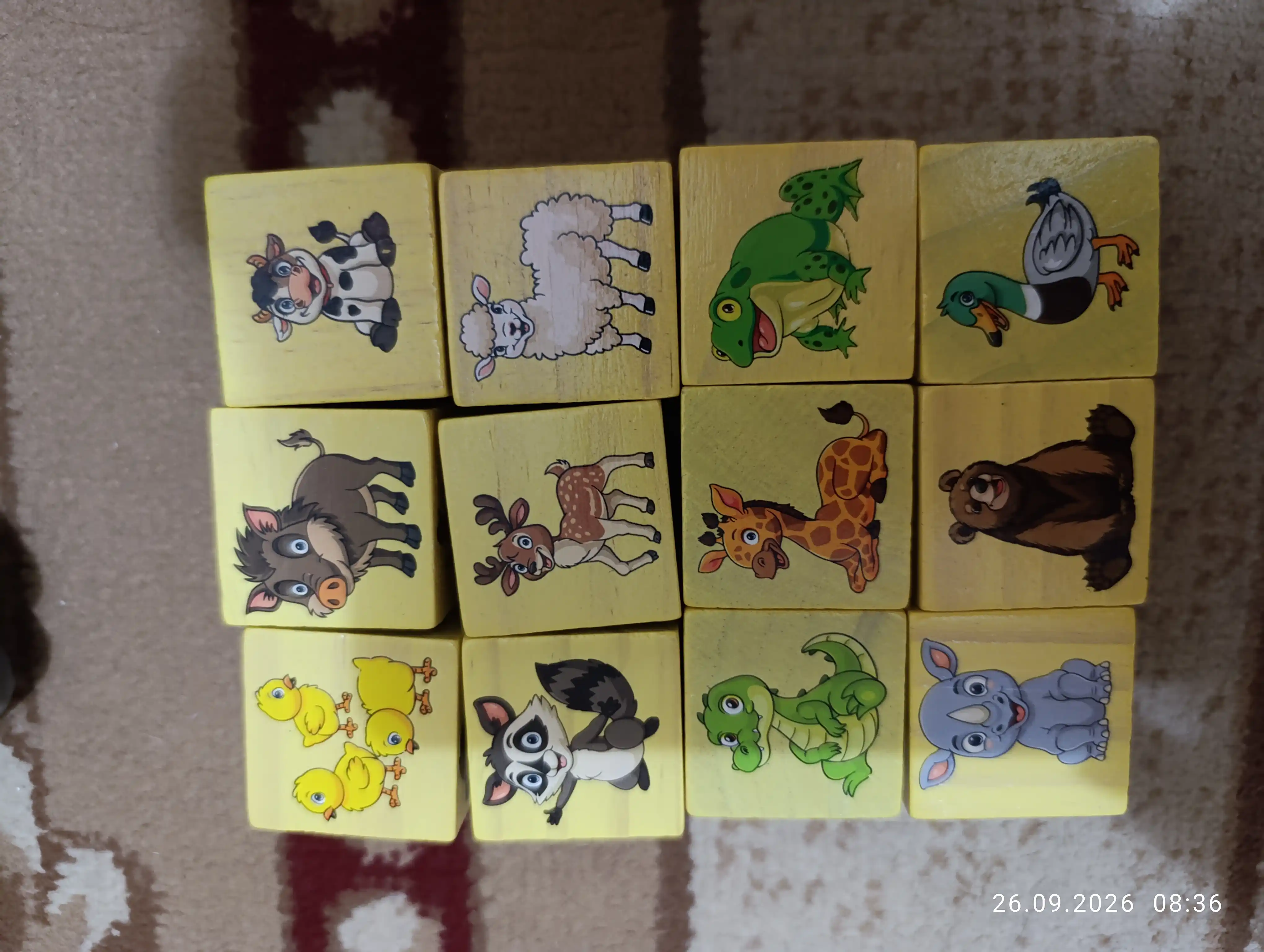 3 yoshdan katta bolalar uchun 12 dona yog‘och kubiklar