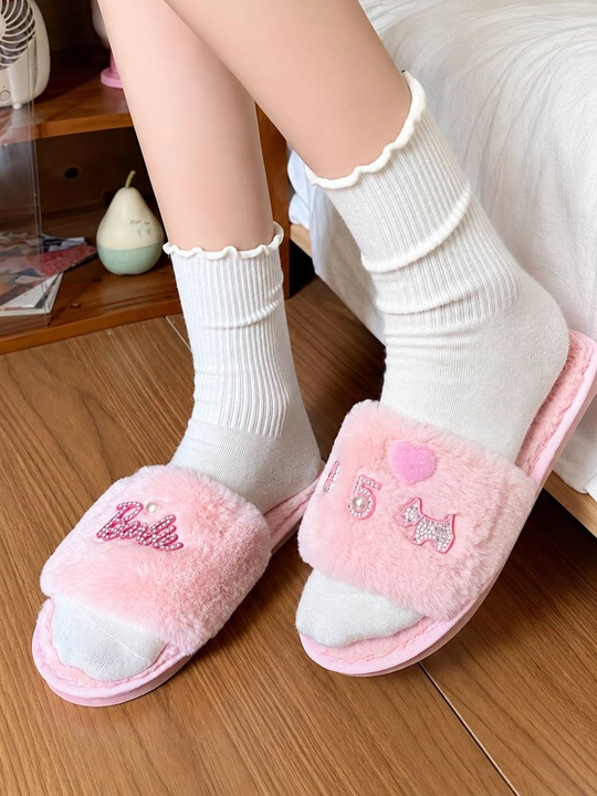 Ayollar uchun yumshoq uy shippaklari, mo‘ynali tapochki, yurakchali, Hello Kitty