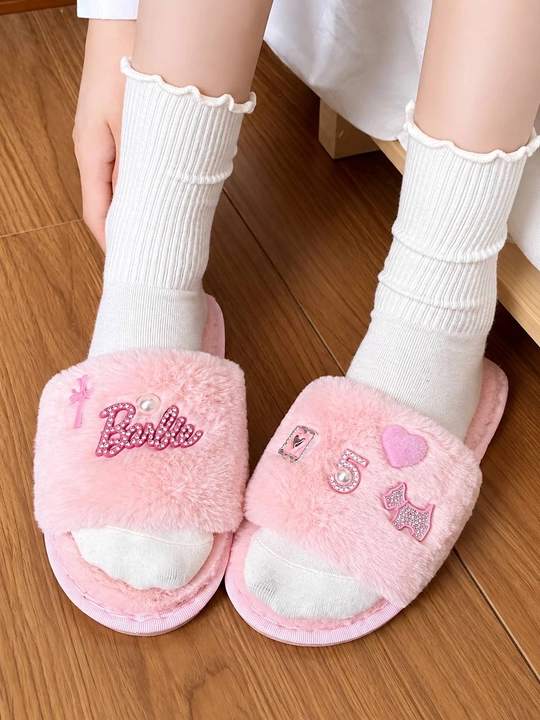 Ayollar uchun yumshoq uy shippaklari, mo‘ynali tapochki, yurakchali, Hello Kitty