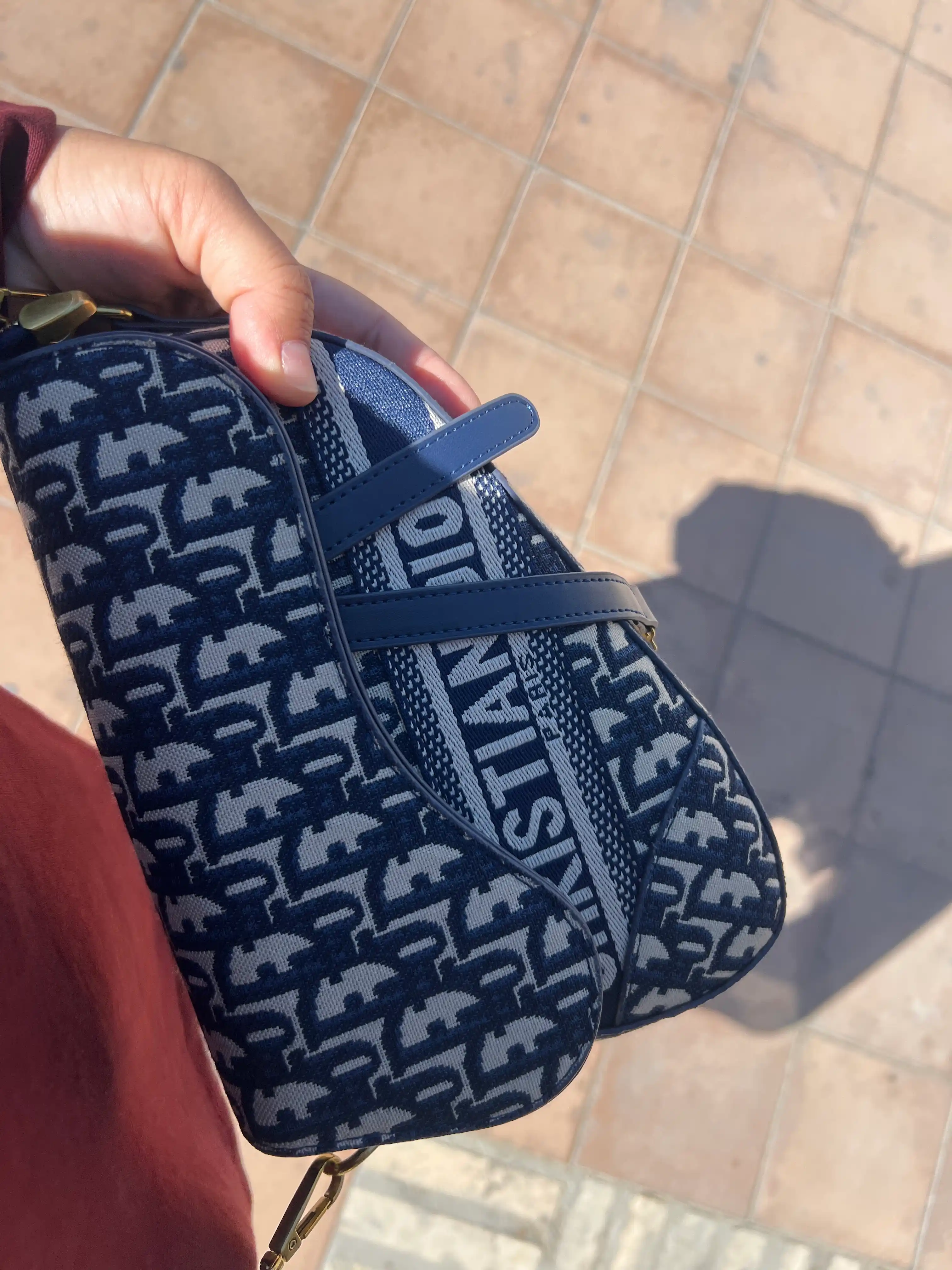 Женская сумка в стиле Dior пистолет