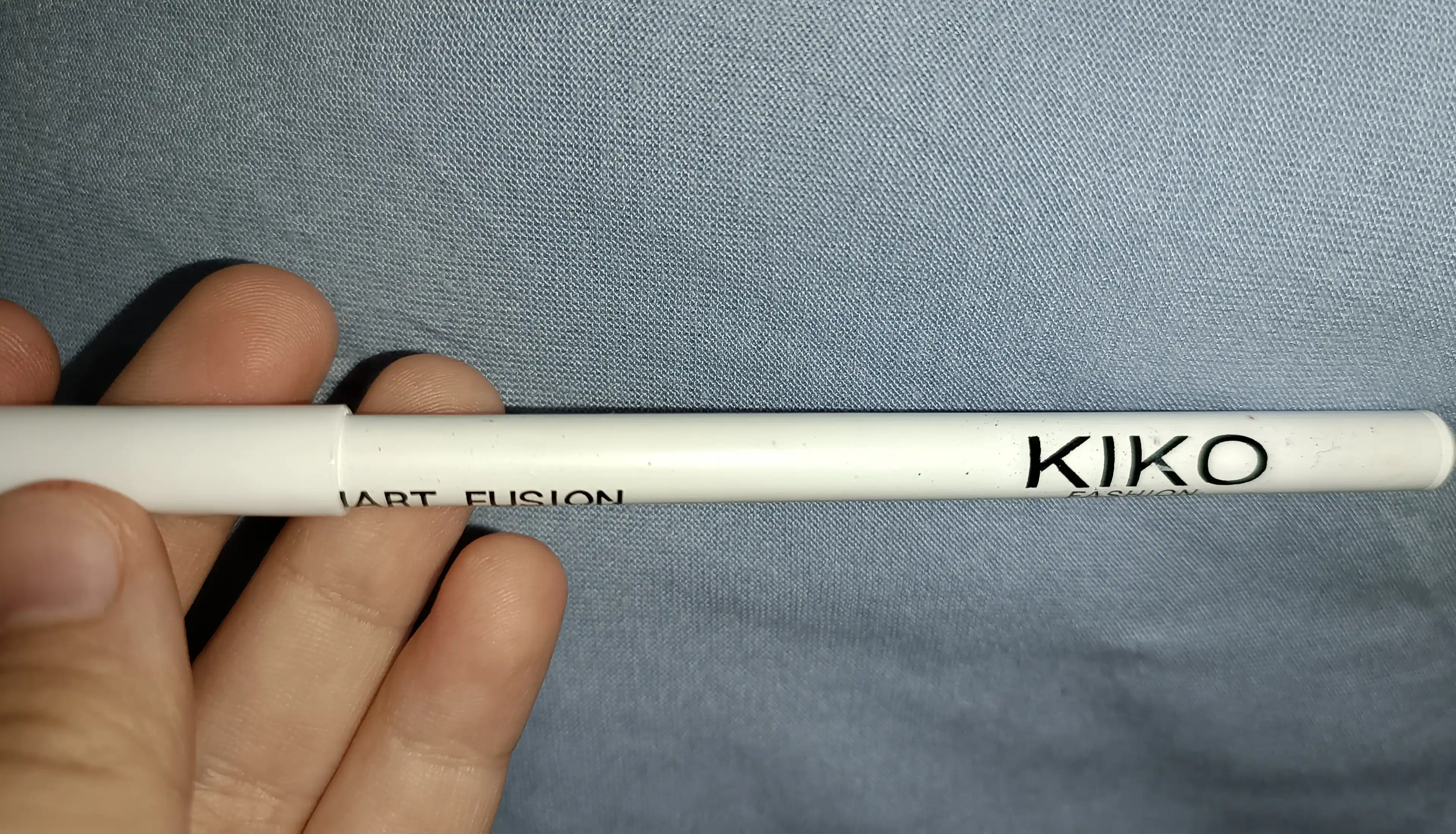 Карандаш для глаз и губ Kiko milano, белый, чёрный, водостойкий 