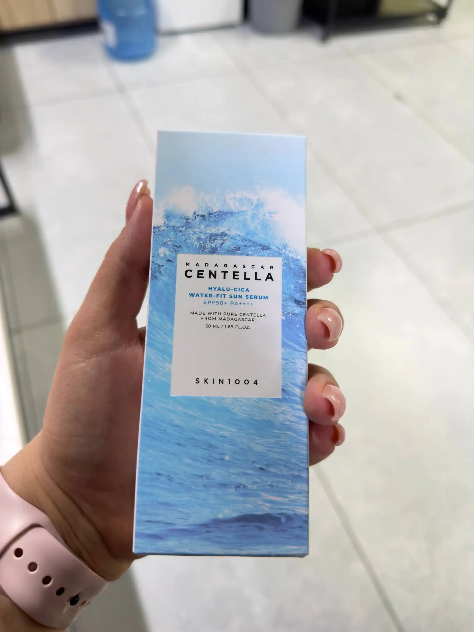Quyoshdan qarshi spf krem SKIN1004 Madagascar Centella Hyalu-Cica Water-Fit SPF50 /PA++++