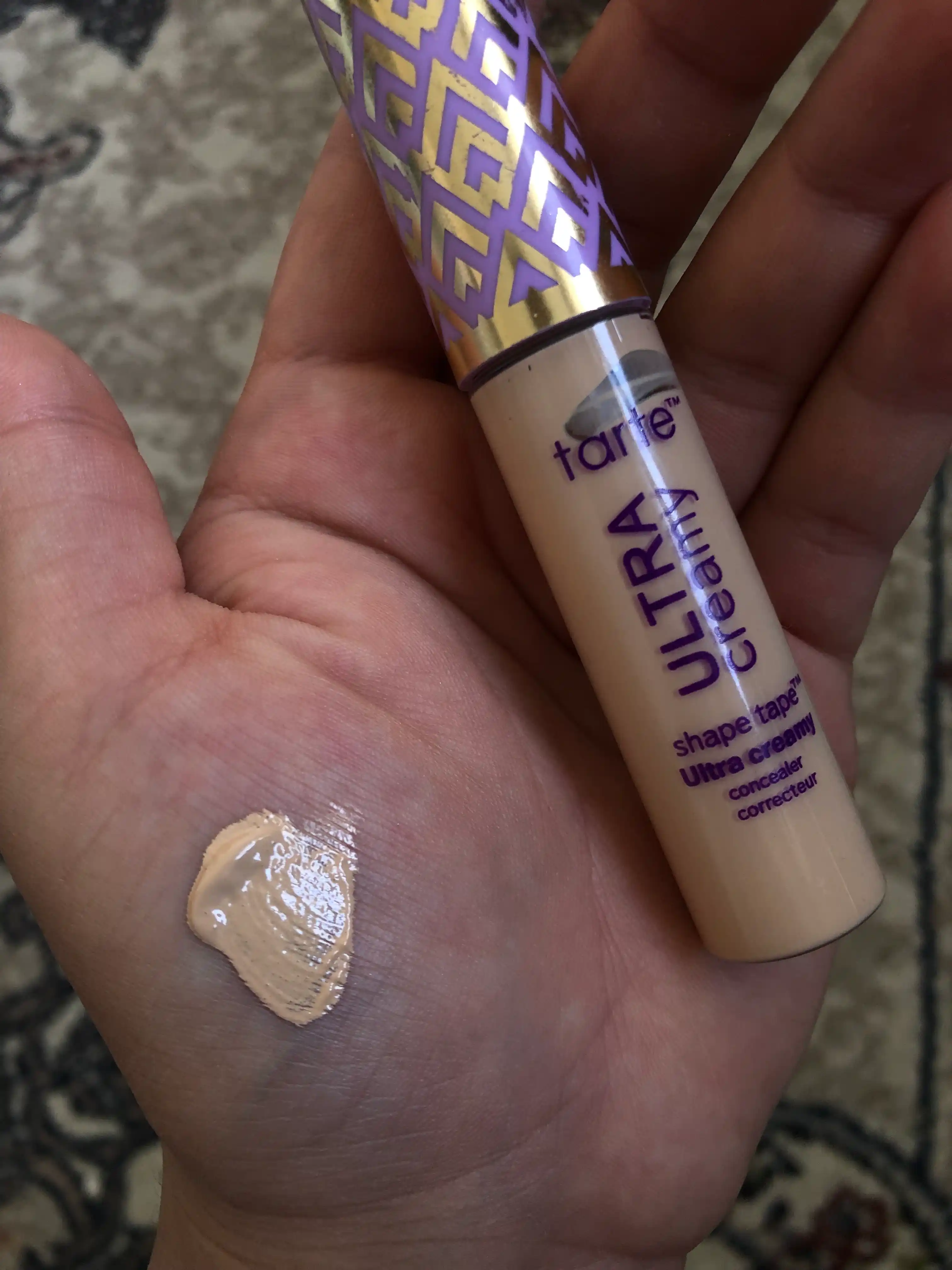 Консилер Tarte shape tap ultra creamy concealer