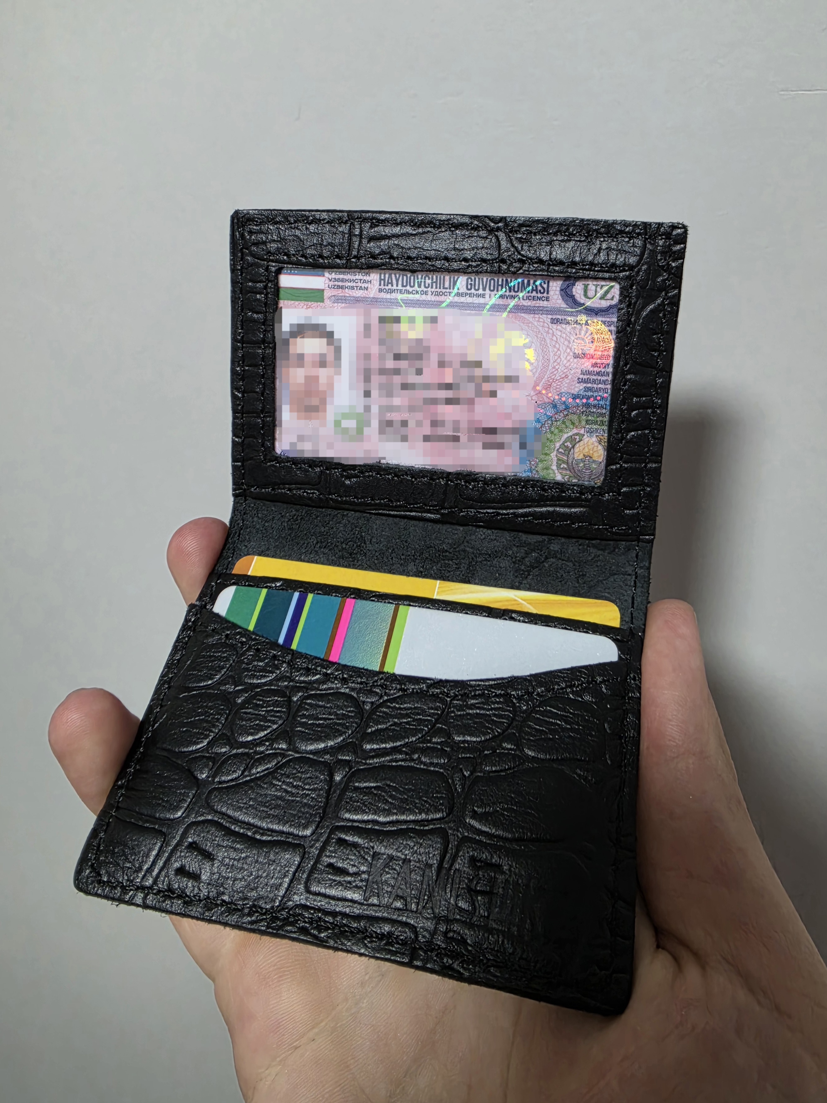 KANISHKA картхолдер ID