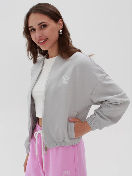 Ayollar uchun bomber, kulrang, paxtali, yengil, keng, katta o‘lchamli, asosiy, kyrtka