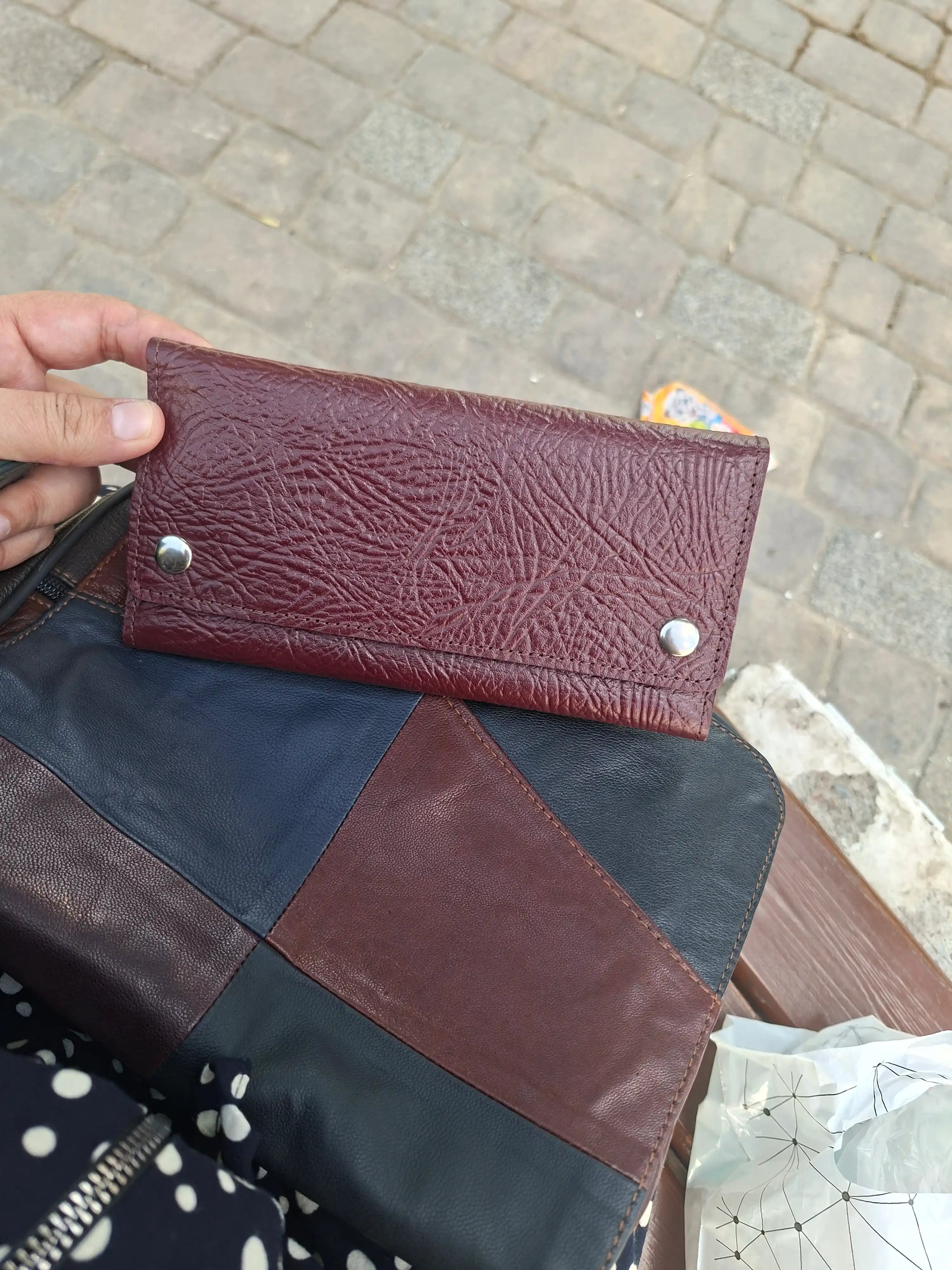 Ayollar hamyoni, tabiiy charm