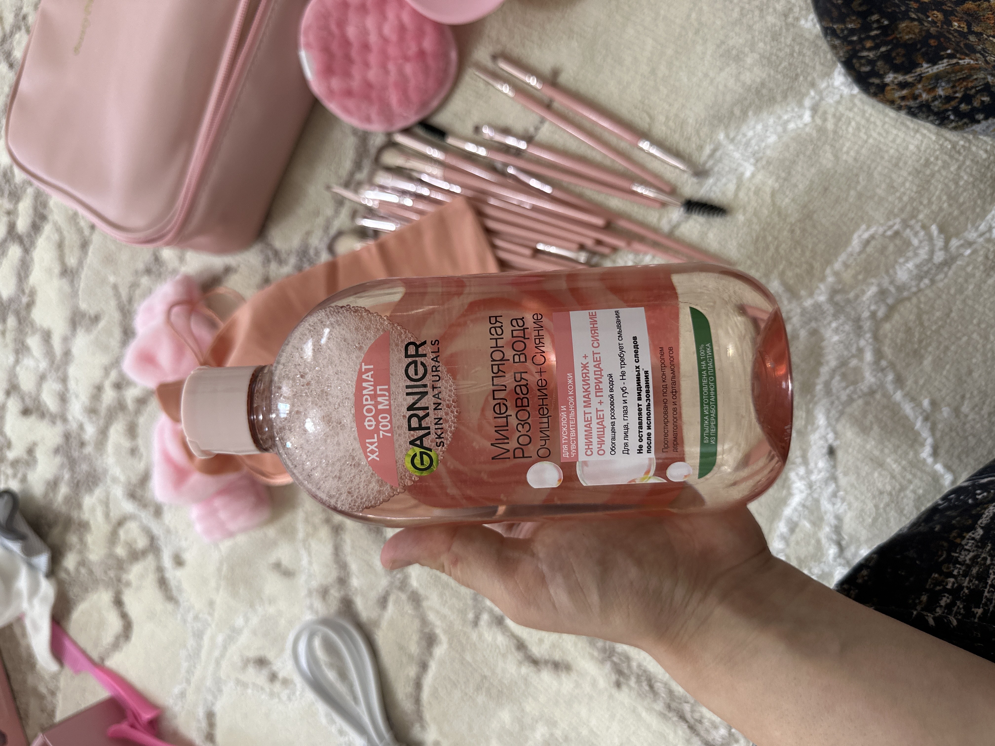 Garnier Micellar Rose Water, Cleanse + Radiance, zerikarli va sezgir teri uchun, 700ml