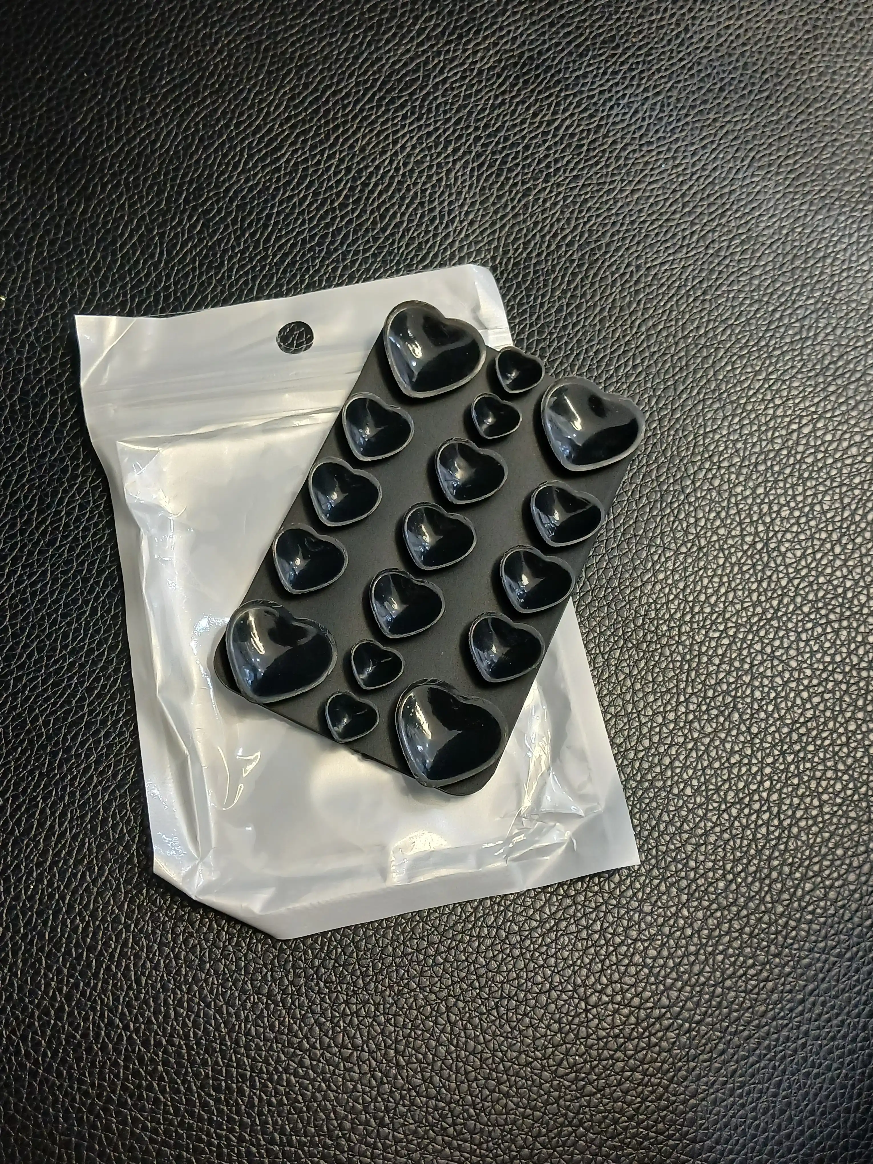 Lipper, telefon ushlagich