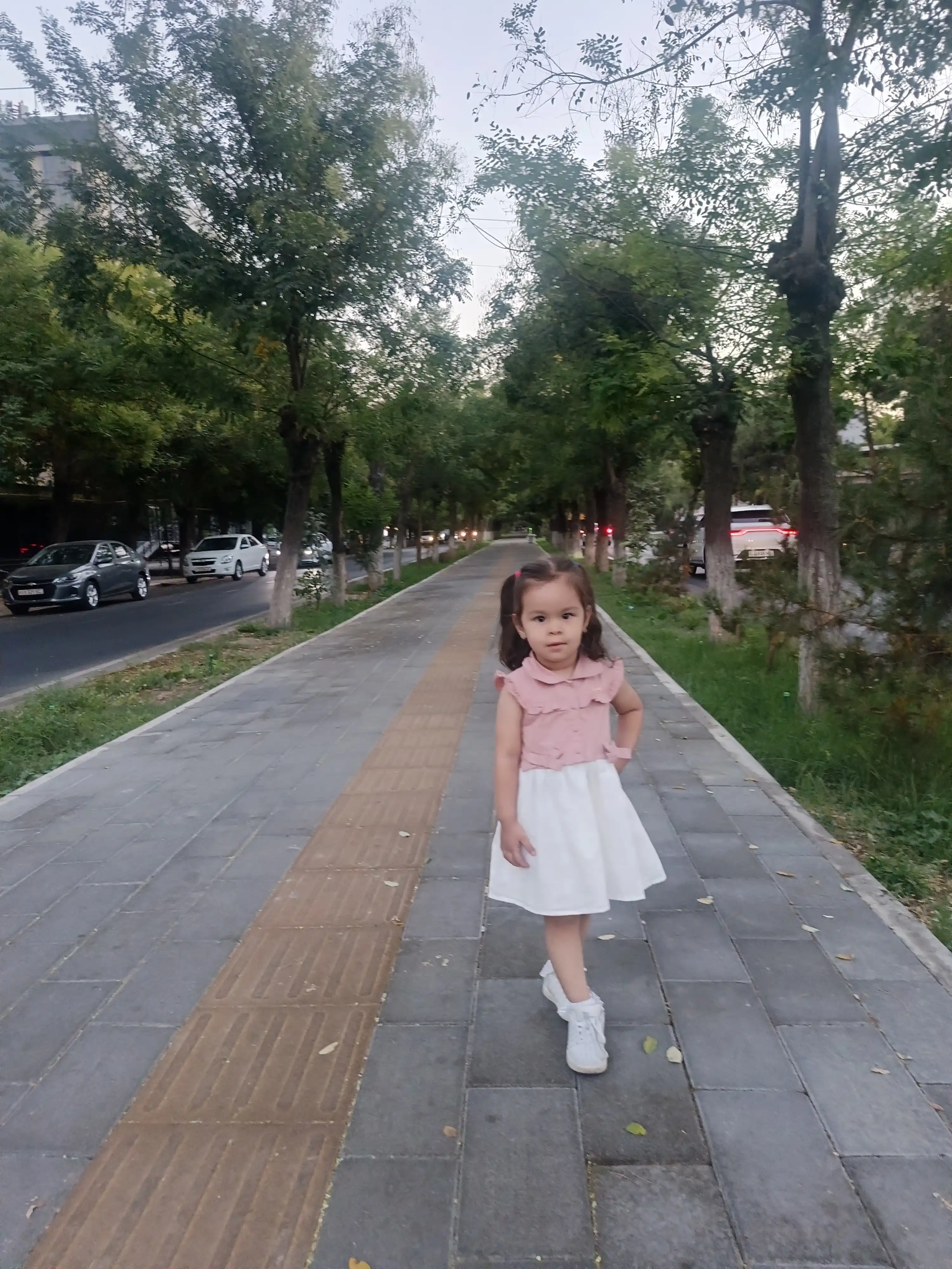 Праздничное платье для девочек