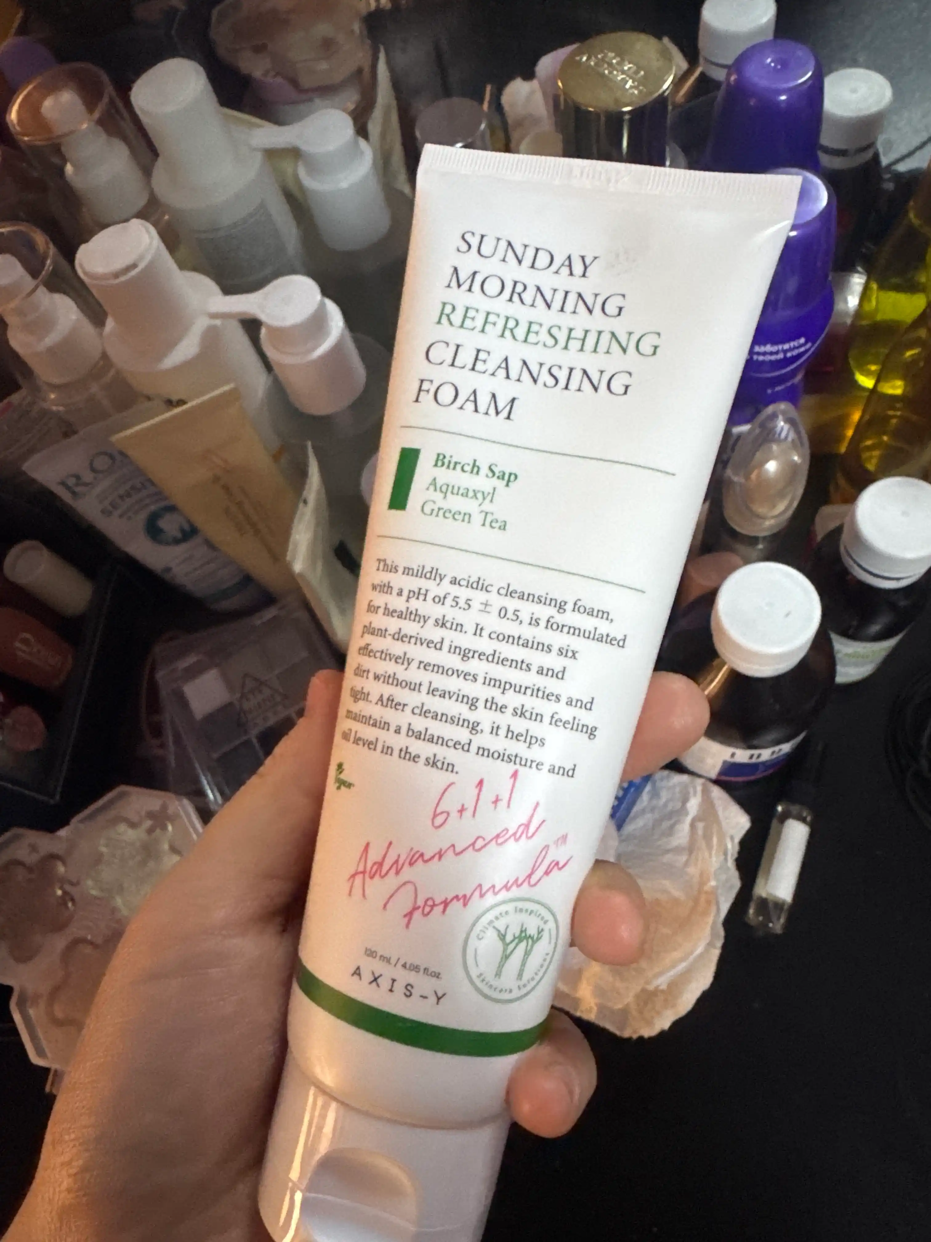 Namlovchi yuz yuvish ko‘pigi AXIS-Y Sunday Morning Refreshing Cleansing Foam, 120 ml
