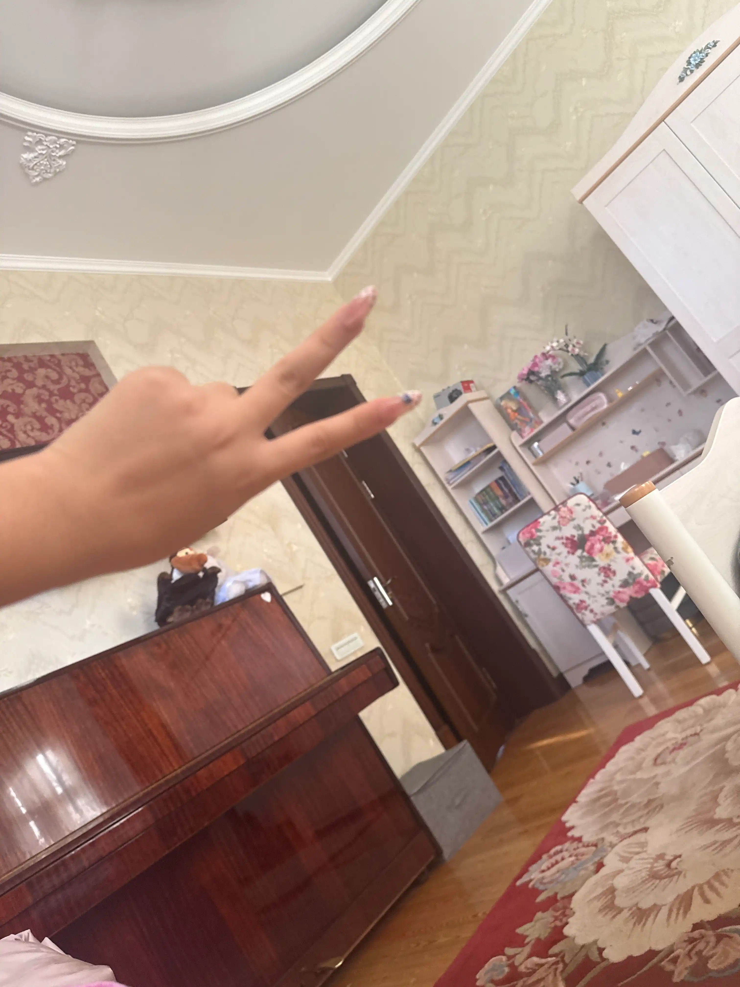 Elegant ko‘rinishda ulama tirnoqlar, yelim bilan, 24 dona