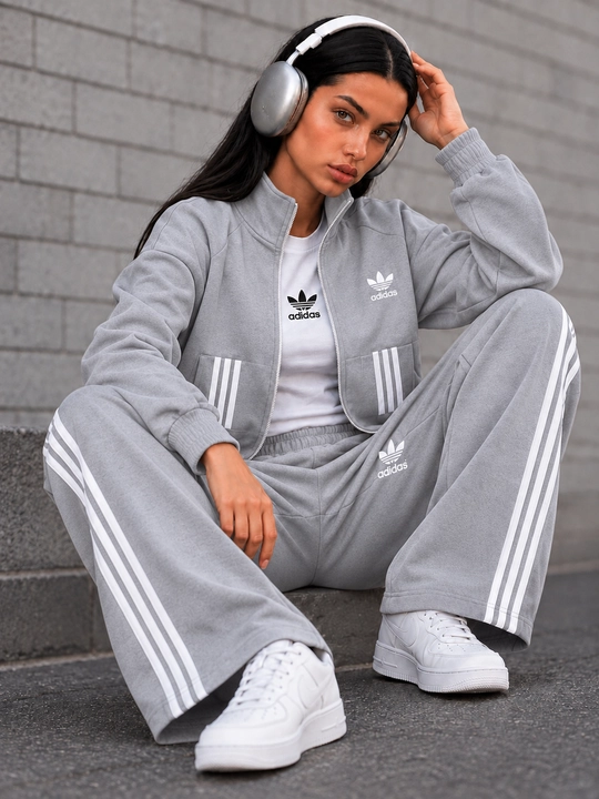 Ayollar uchun uch qismli sport kostyumi Ayollar uchun dvoyka,troyka ayollar uchun