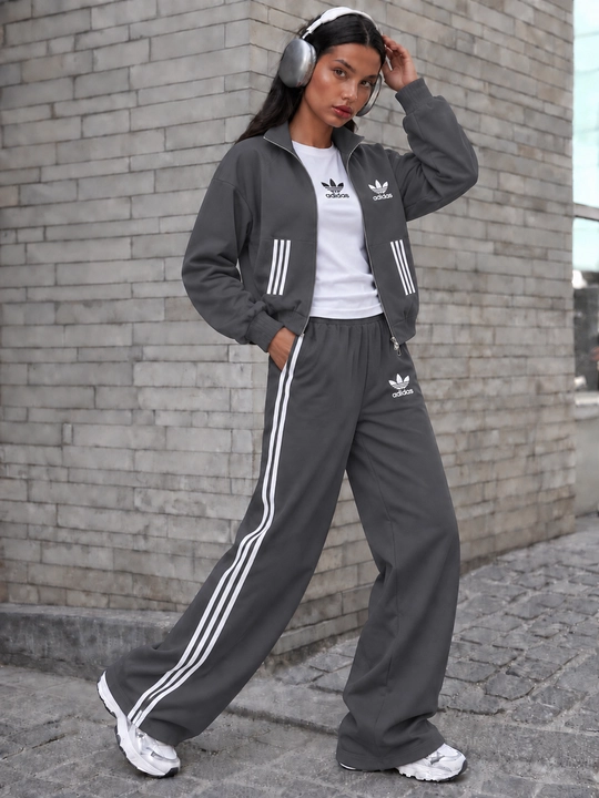 Ayollar uchun uch qismli sport kostyumi Ayollar uchun dvoyka,troyka ayollar uchun