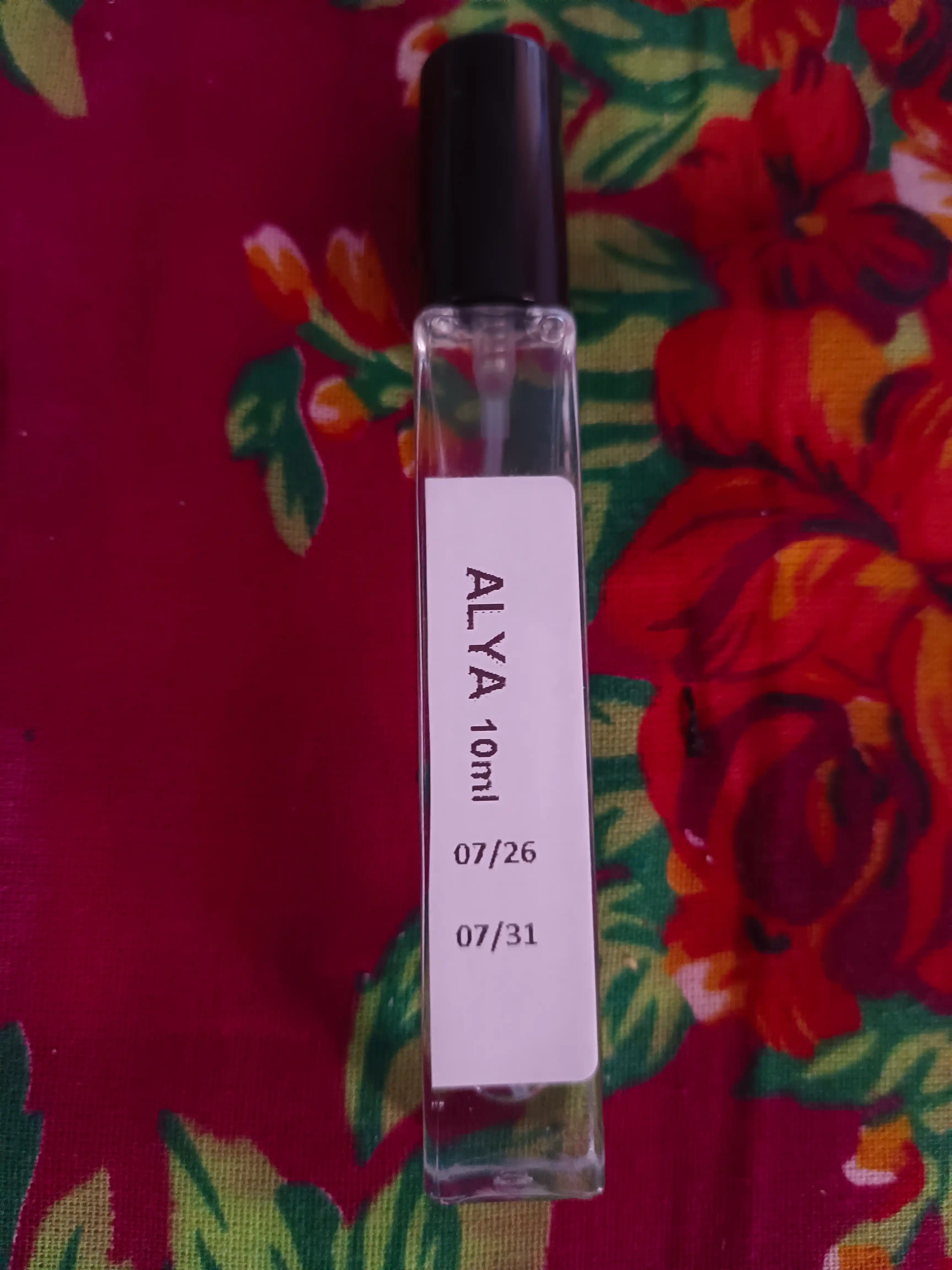 Aliya Hamidi ayollar atiri — Eau de Parfum, 10-100 ml