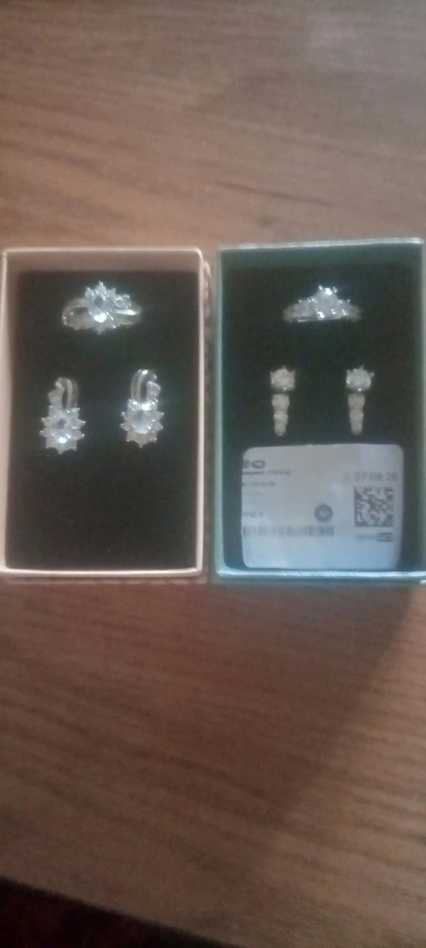 Ayollar uchun 925 probali kumush uzuk va sirg‘a komplekti — Sumayya Silver