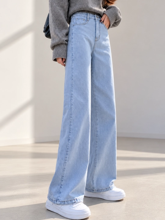 Ayollar uchun baland belli mom jinsilari— turli rangdagi denim shimlar, jinsi shimlar