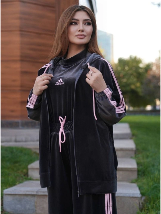 Женский спортивный костюм-тройка, кофта с капюшоном и широкие брюки, футболка, размер 44–54