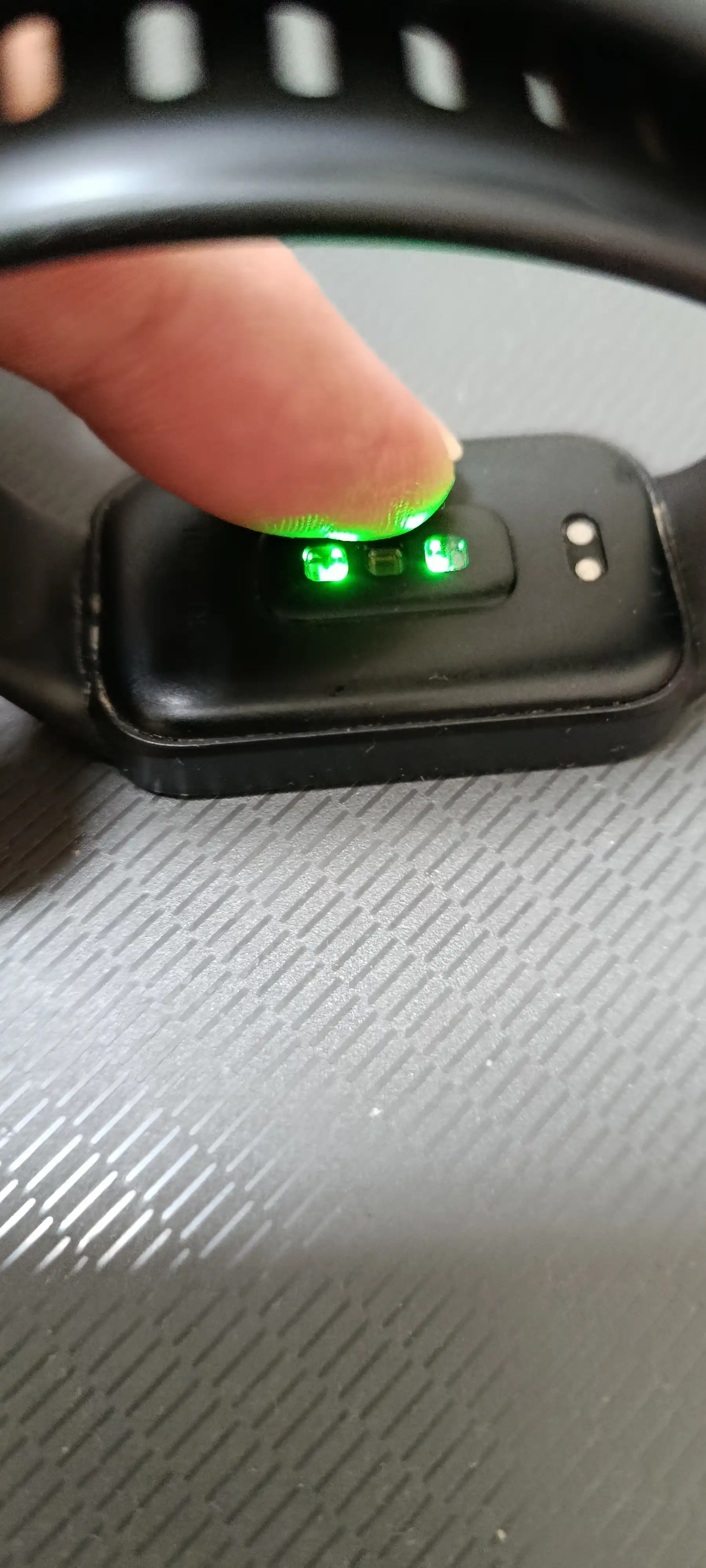 Mi Band 3/4/5/6/7/7pro/8/9 uchun zaryadlovchi Multirang