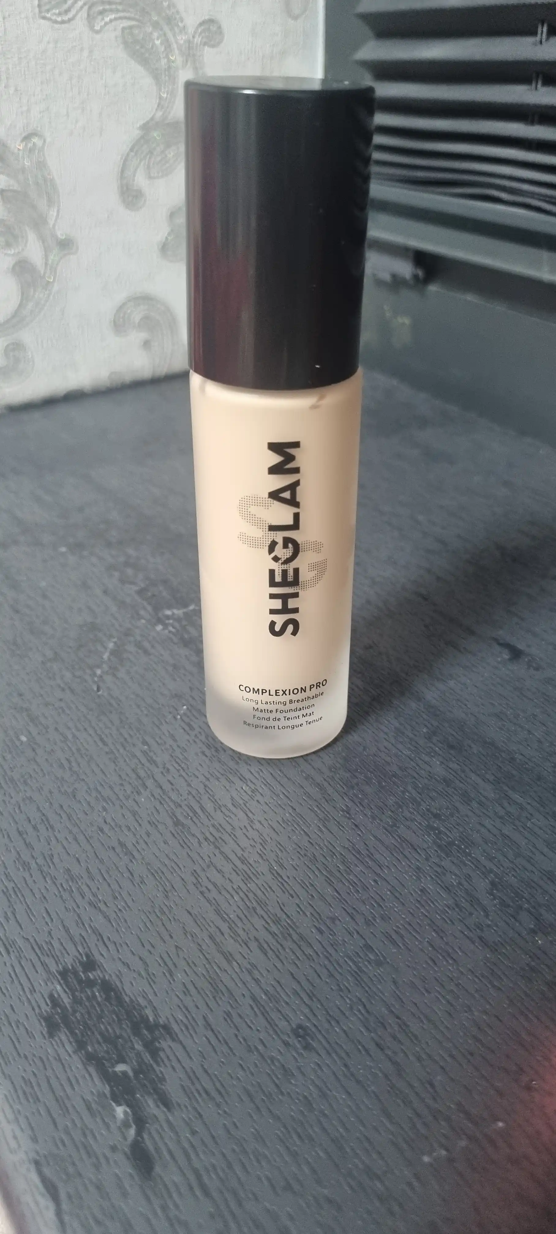 SHEGLAM tonal kremi, yuz terisi uchun makiyaj asosi, tabiiy xira tus, 35 ml