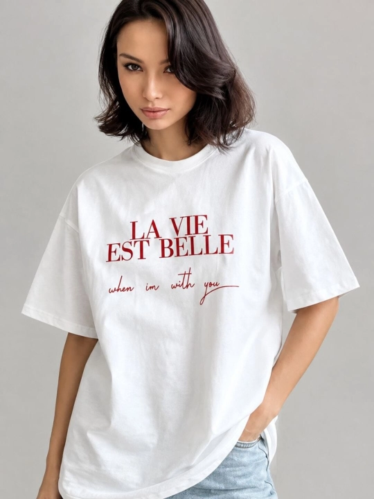 Oversize “La Vie Est Belle” futbolka - 