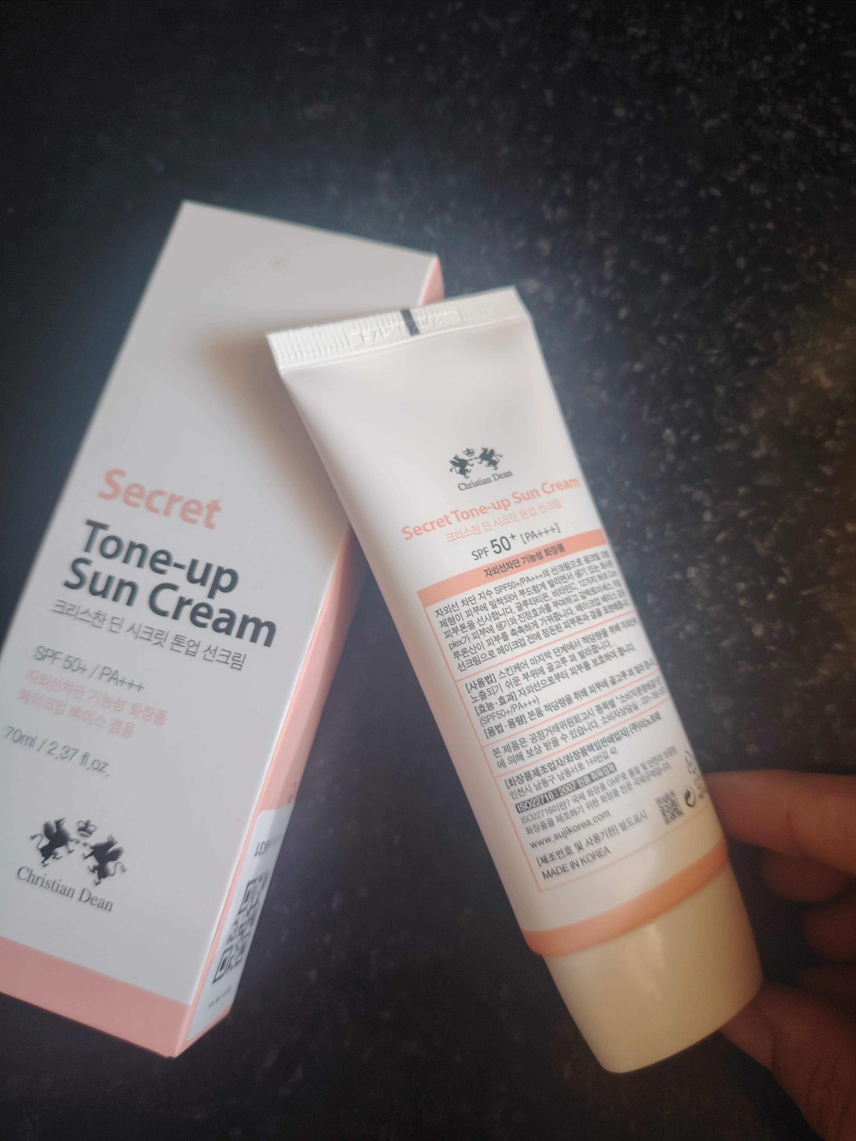 Quyoshdan himoyalovchi va tekislovchi krem Secret Tone-Up SPF 50+ Christian Dean, SPF50+, 70 ml