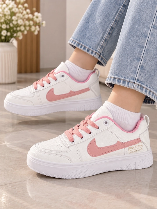 Ayollar krossovkasi, Nike Air - 