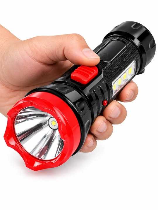 LED фонарь с мощным освещением и боковой LED-панелью
