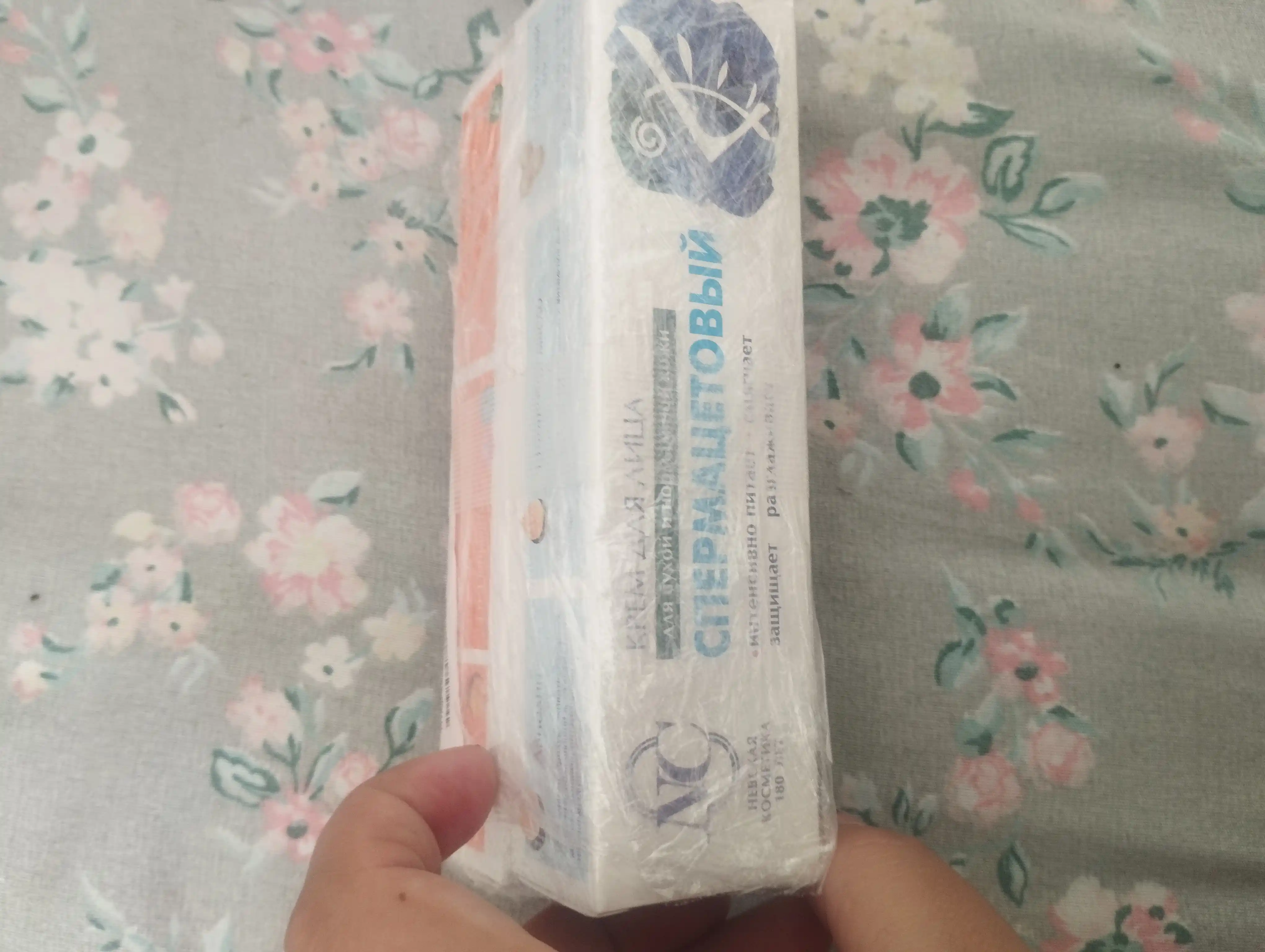 Krem yuz va qo‘l uchun Nevskiy kosmetika, Retinol, Pantenol, Gialuron, 40 ml