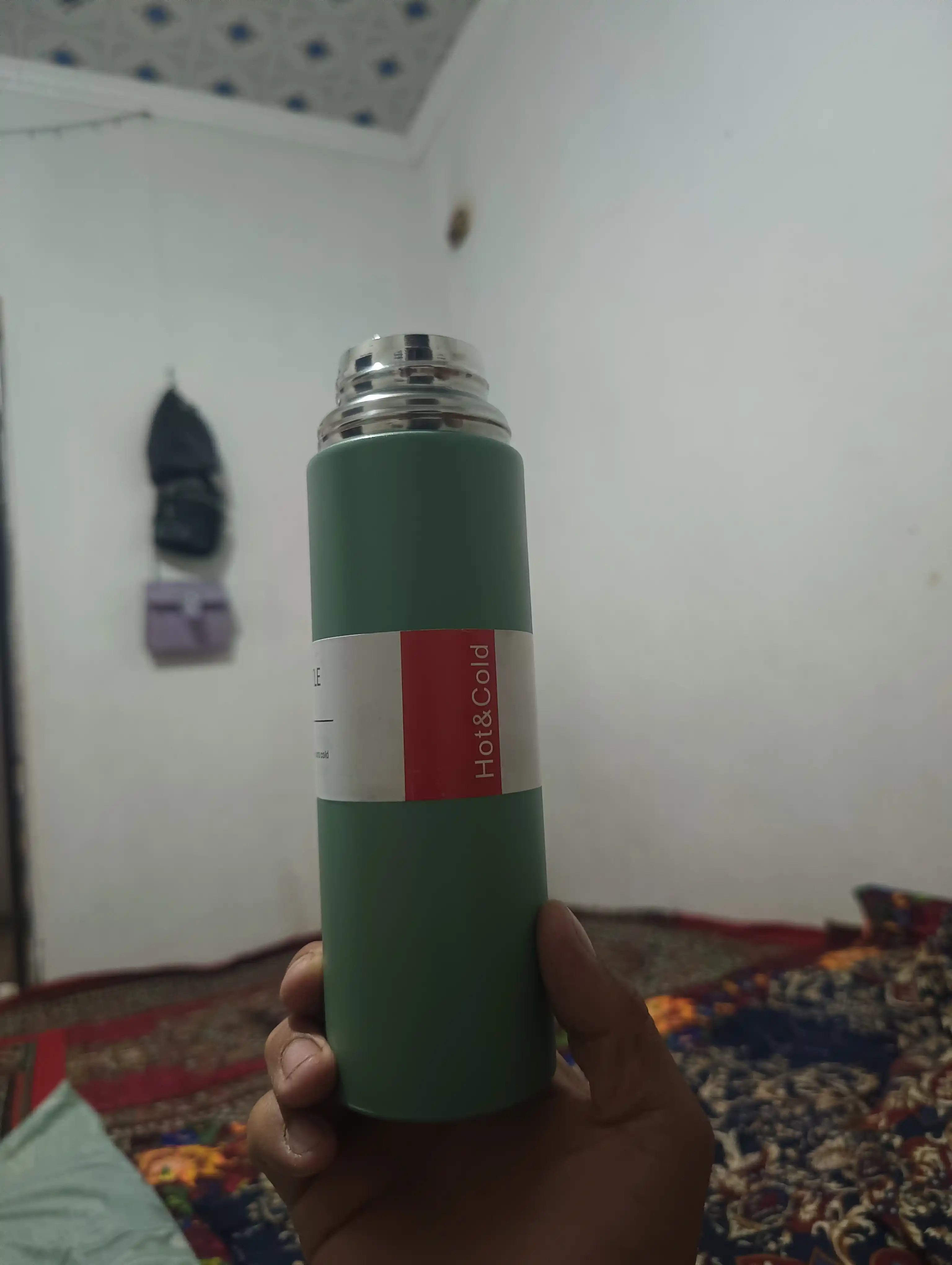 Termos va 3 stakanli to‘plam 500 ml