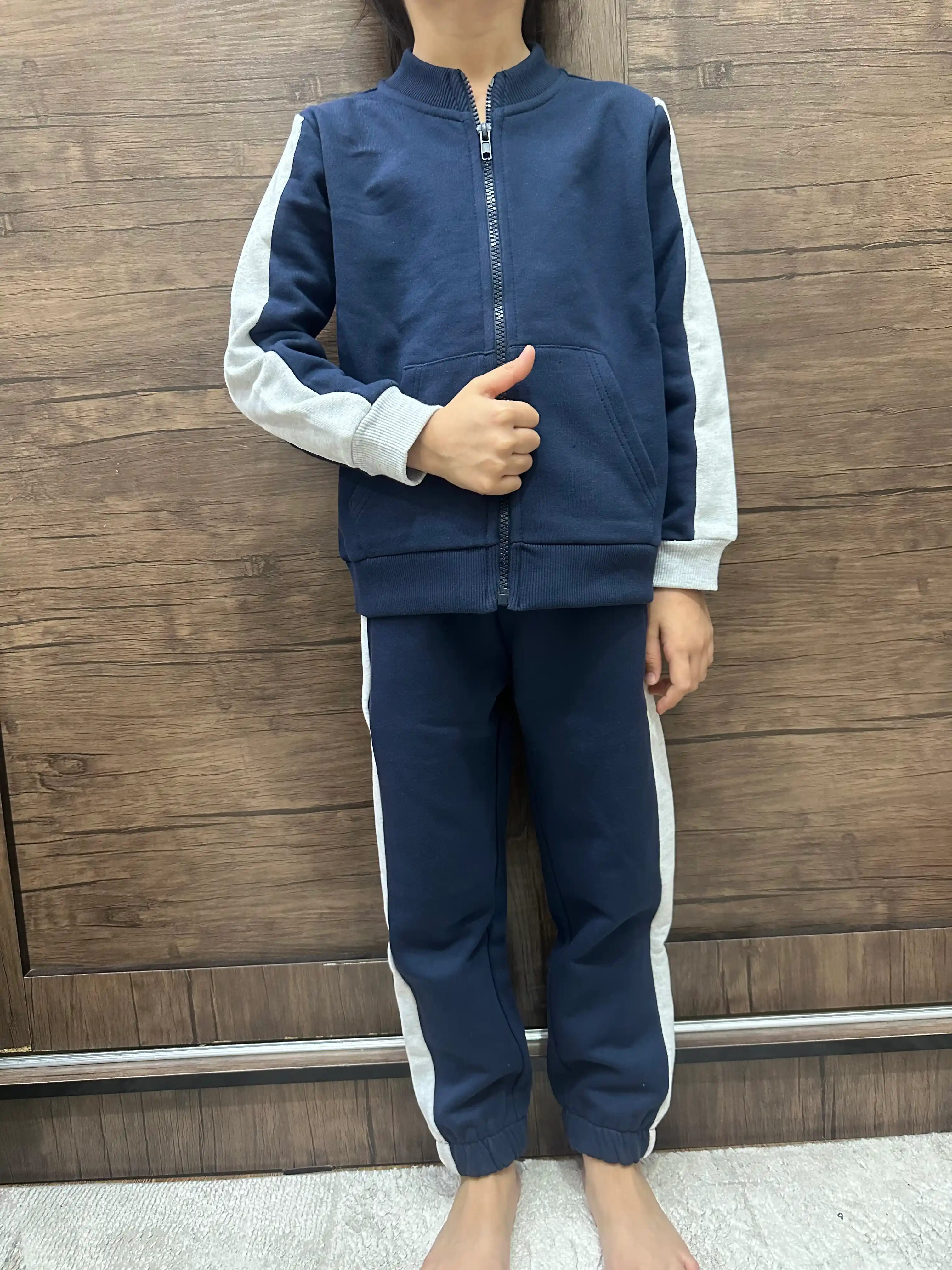 WEERIT bolalar uchun tuksiz trikotaj paxta uch ipli sport kostyumi