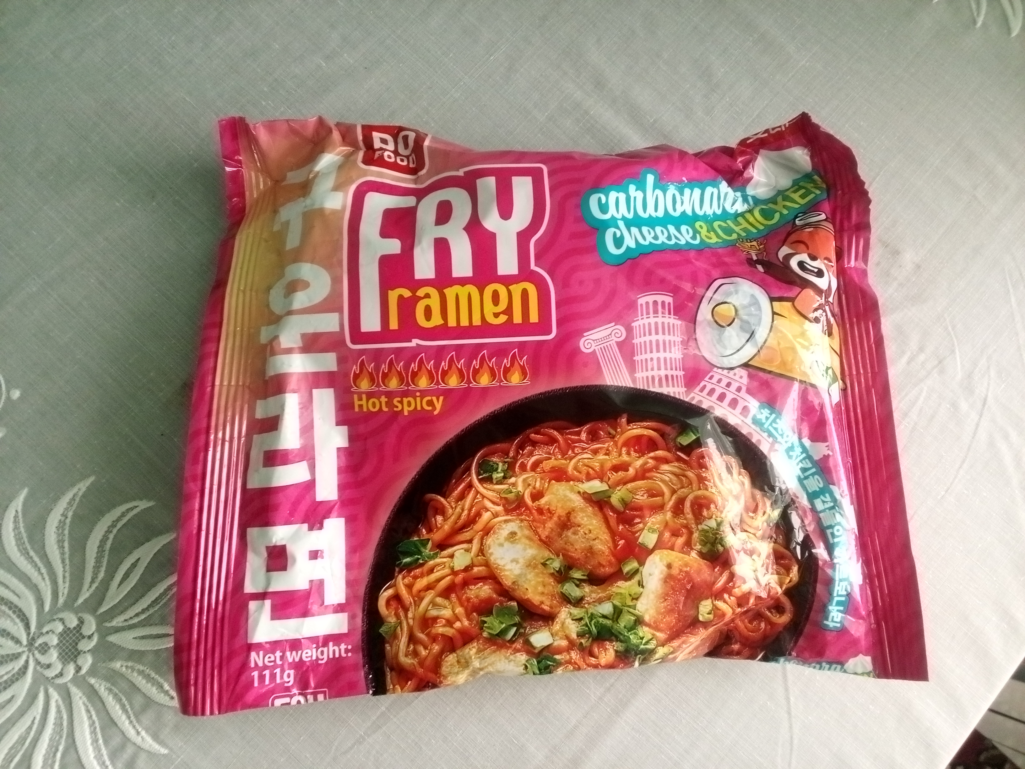 Tez tayyorlanadigan lapsha, FRY Ramen, karbonar pishlog‘i, tovuq ta’mi bilan, 111 g