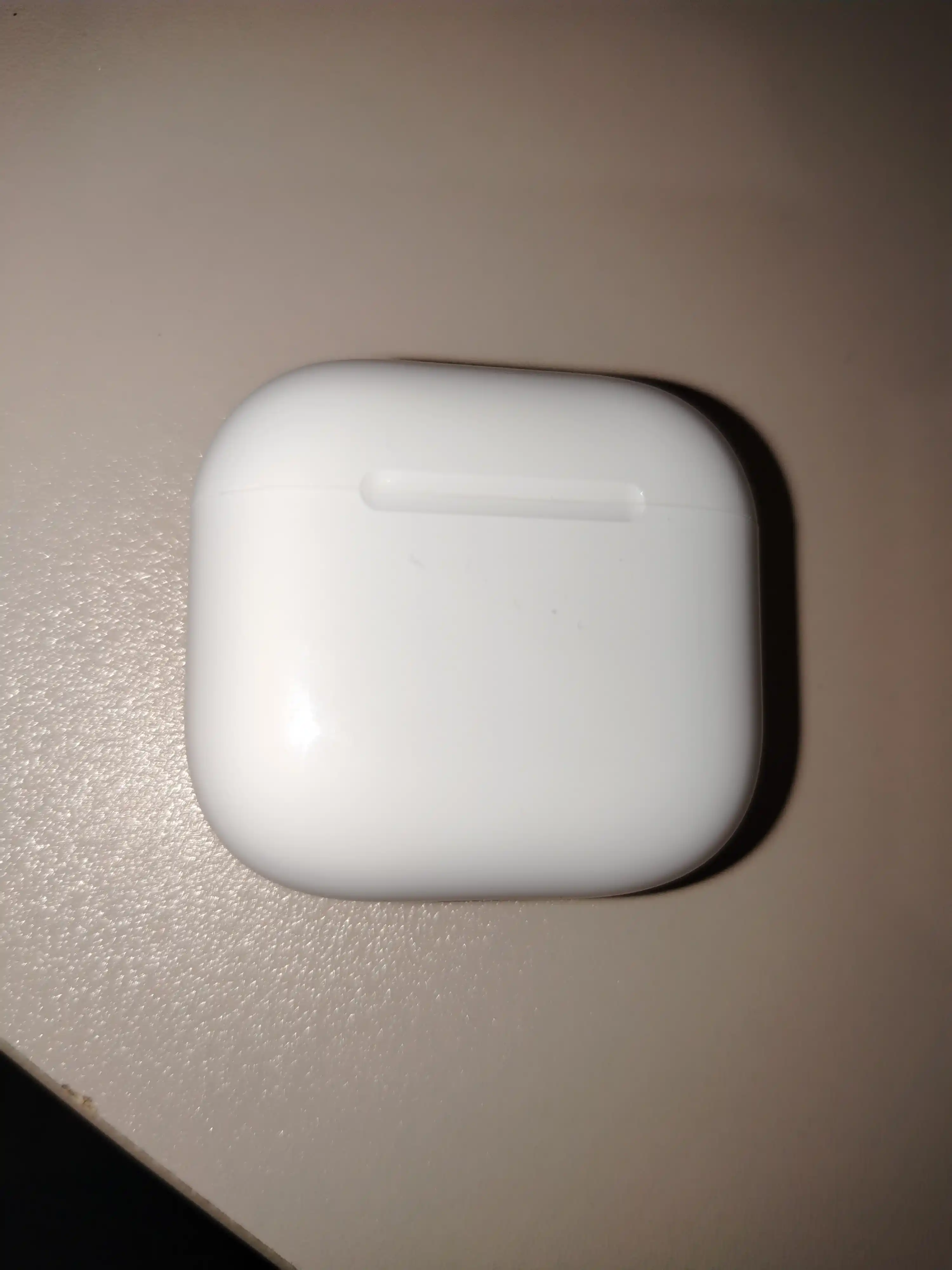 Simsiz quloqchinlar Pods 4 ANC DUBAI, iPhone va Android uchun