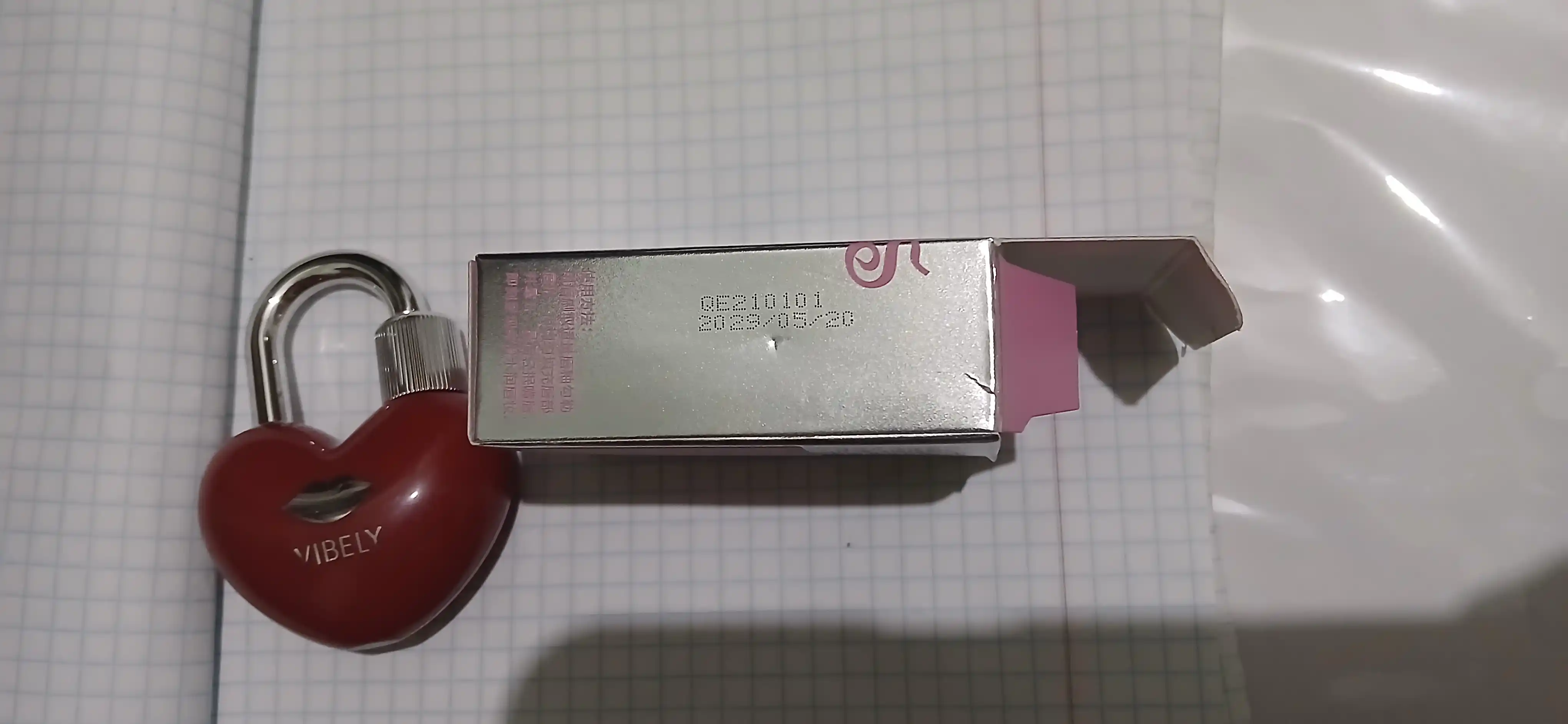 Pamada, lab bo‘yog‘i, mat, blesk, AirPods pomada, tint, brelok pomada, yurakchali pamada