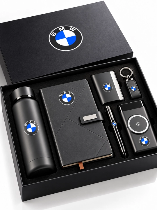 BMW sovg‘a to‘plami — bloknot, termos, ruchka, kardxolder, brelok va powerbank