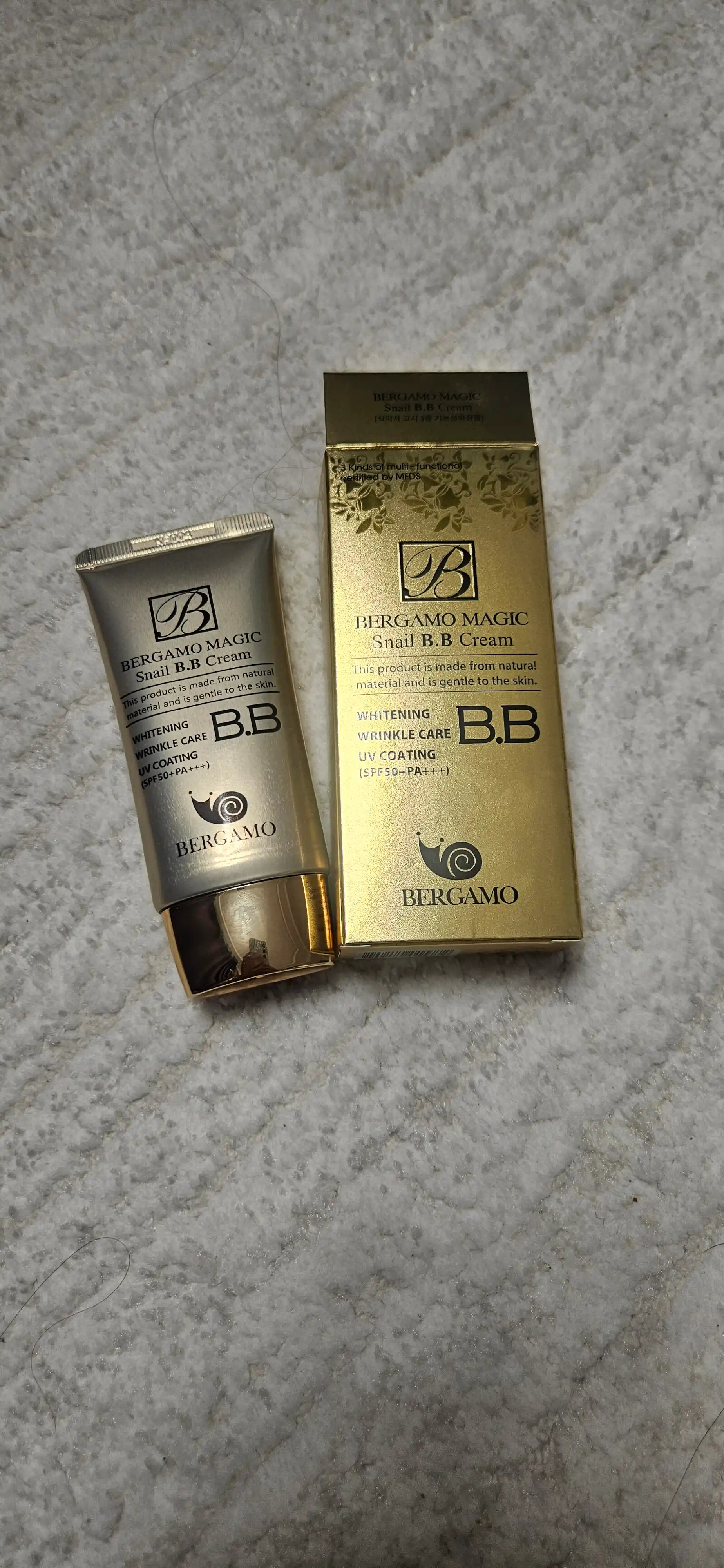 Quruq, normal va aralash teri uchun SPF 50 BB-kremi, ko‘p funksiyali oqartiruvchi krem