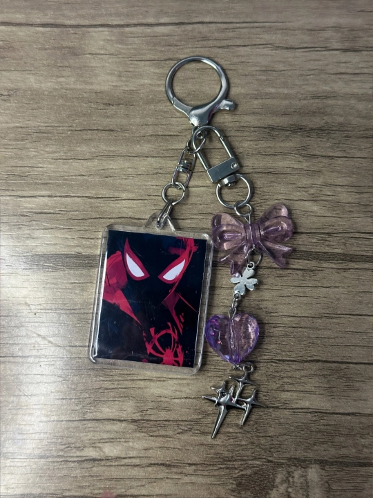 Парные брелоки Spider-Man для ключей и сумки - 