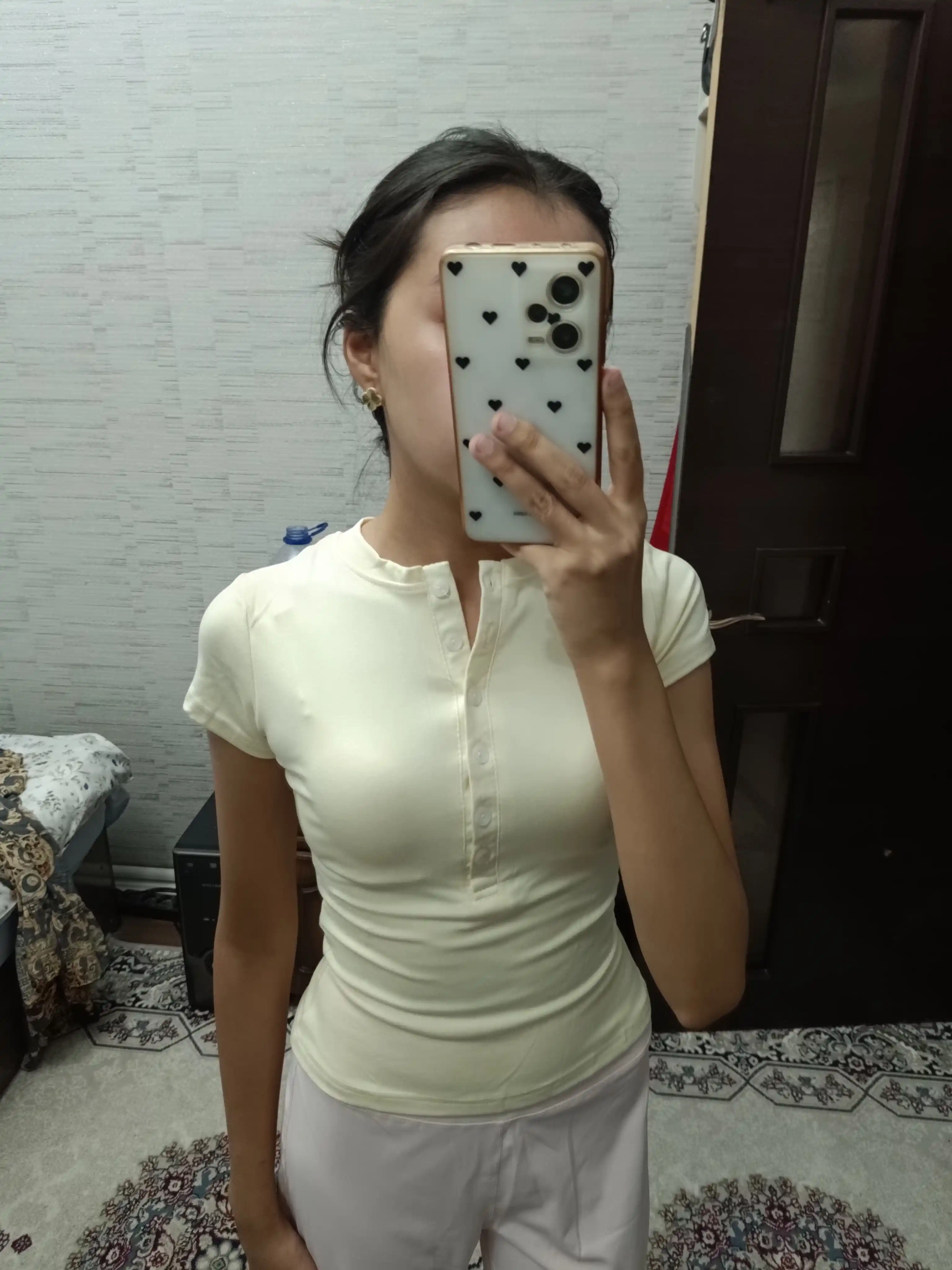 Ayollar uchun slim fit sport futbolka fitness, yoga va pilates uchun