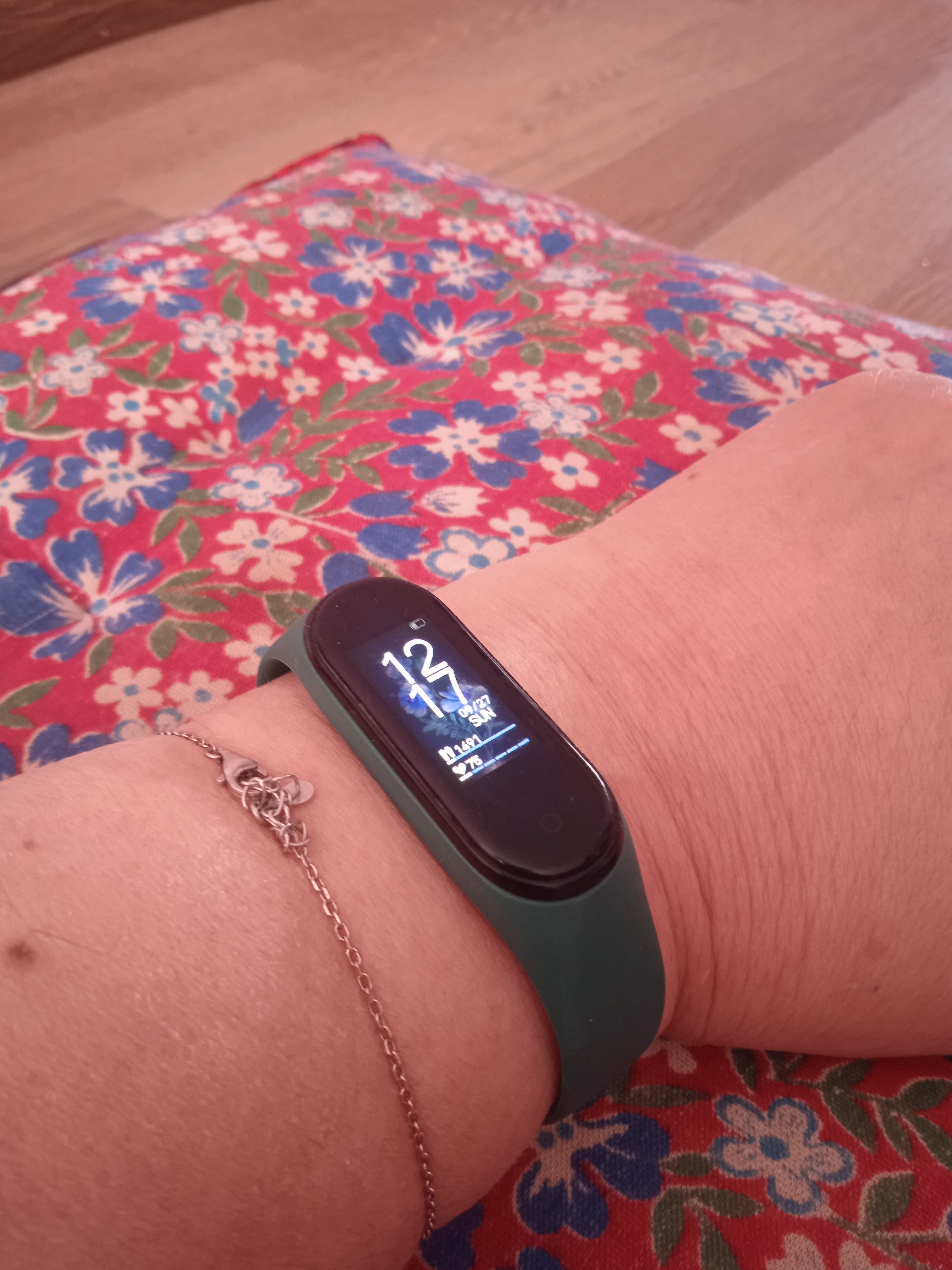 Ремешок TPU для Xiaomi Mi Band 3, 4, 5, 6, 7, 8, 9, 10