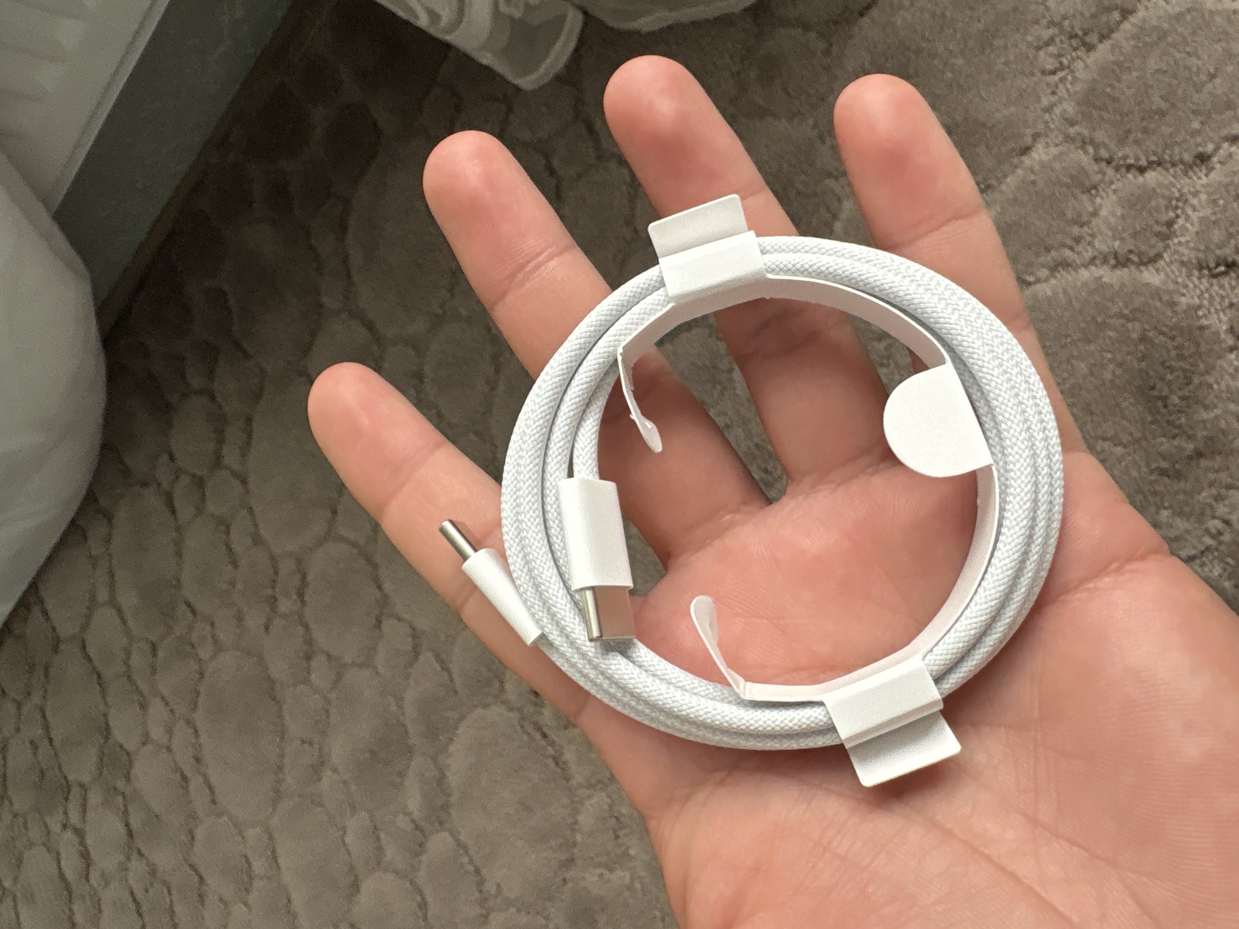 Кабель от производителя Apple 60W USB-C / USB-C to Lightning 1 м, для всех гаджетов
