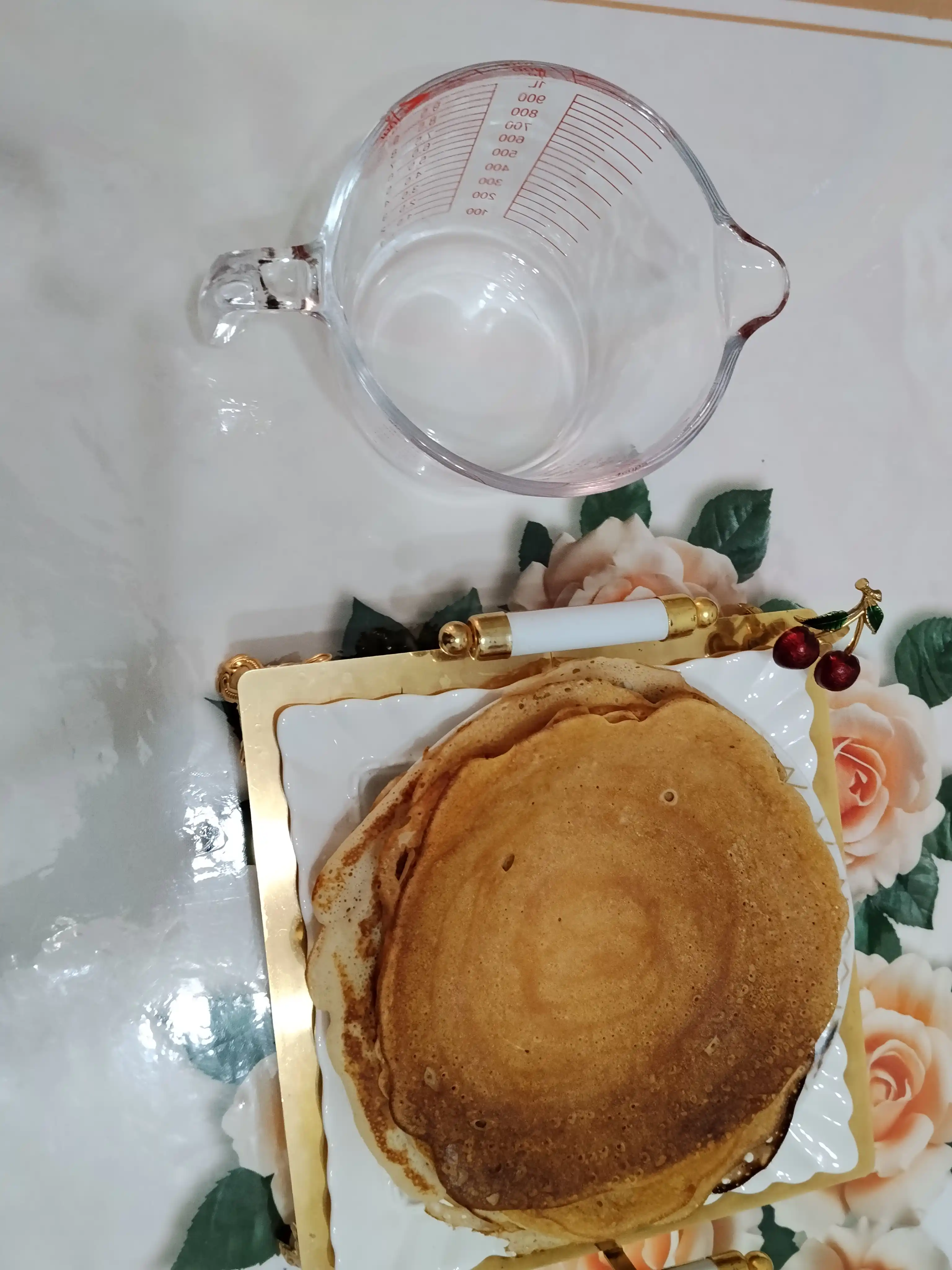 Shishali o'lchov stakani