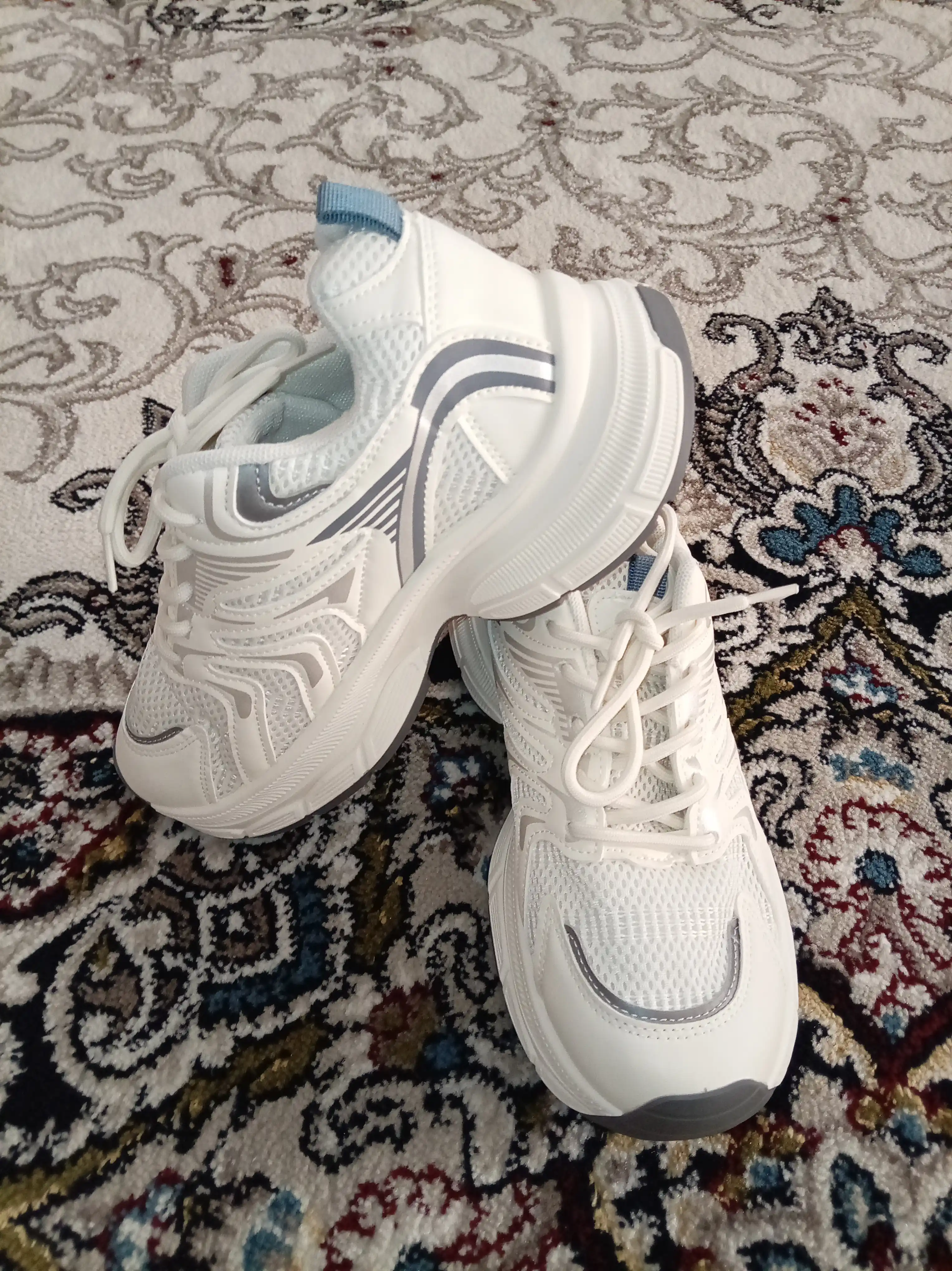 Ayollar uchun kuzgi krossovkalar, new balance uslubida krasofka o‘lchamlari 35-41