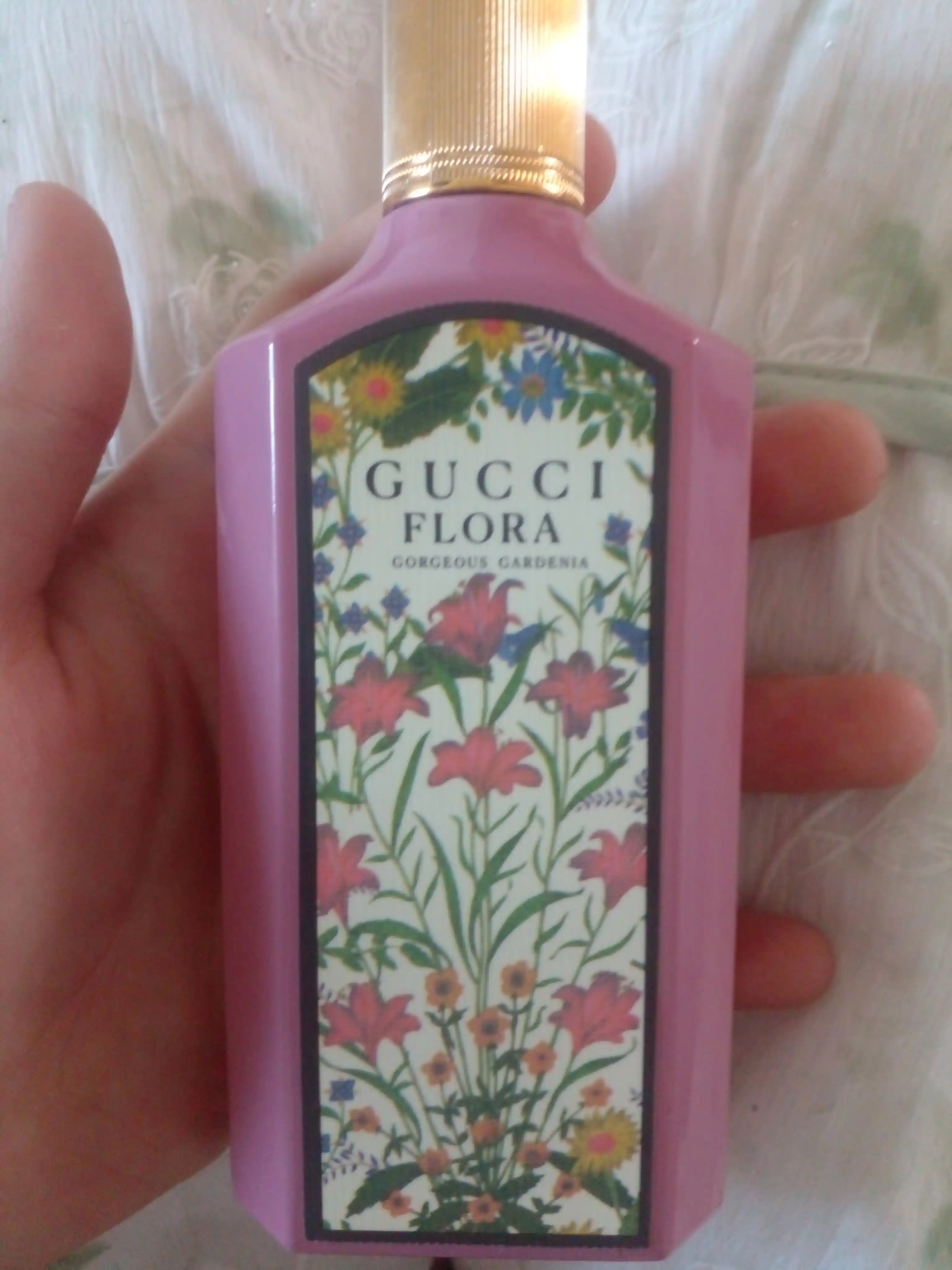 Atirlar ayollar uchun Gucci Flora Gorgeus Gardenia, parfyumlangan suv qizlar uchun