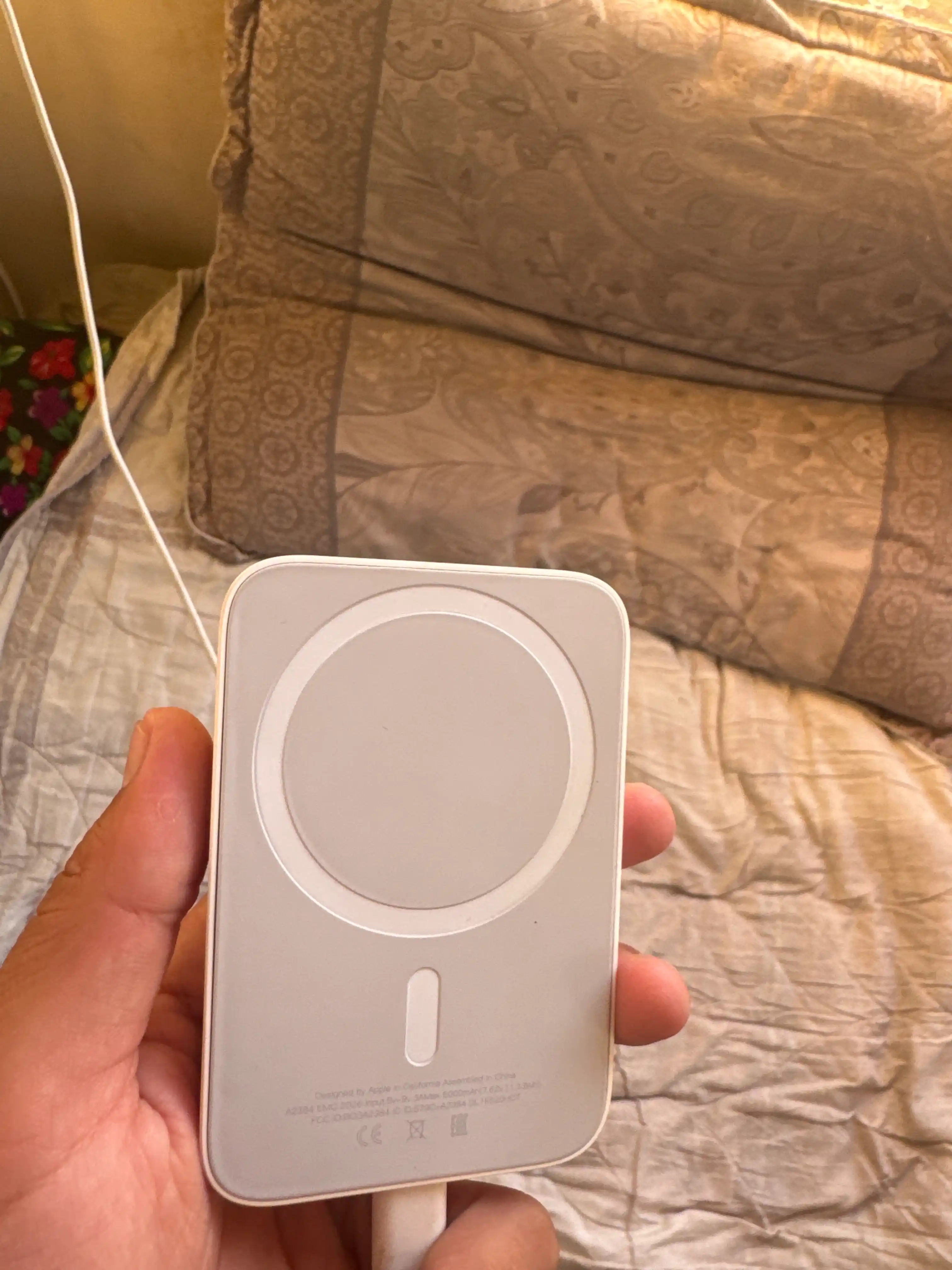 Power bank 5.000 mAh 15W — magnitli simsiz zaryadlovchi ixcham