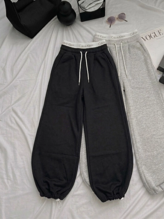 Calvin Klein ayollar uchun qishki oversayz sport jogger shimlari, 46–52 o‘lcham - 