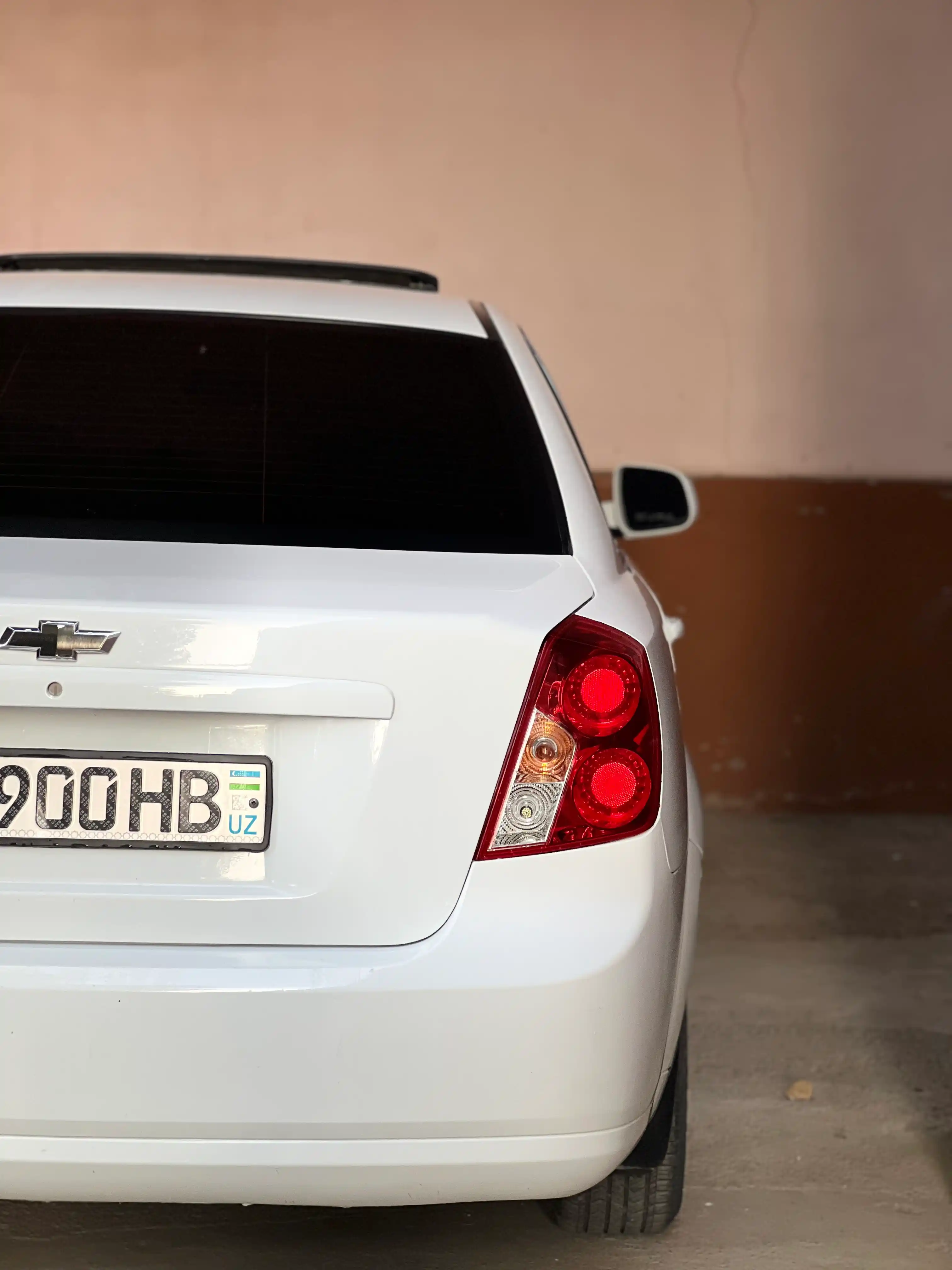 Orqa yoritgich Optra to'plam Lacetti va Gentra uchun